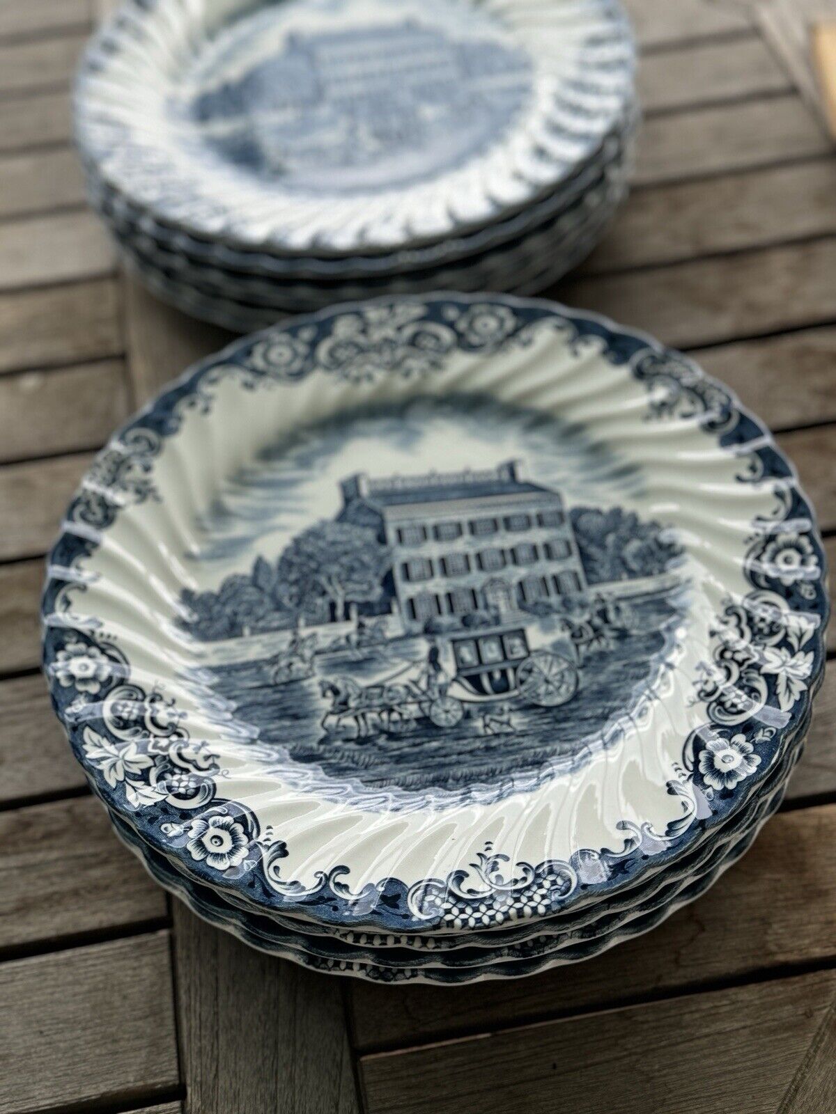 Heritage Hall Blue & White Staffordshire circa 9.5” 6 X Dinner Plates