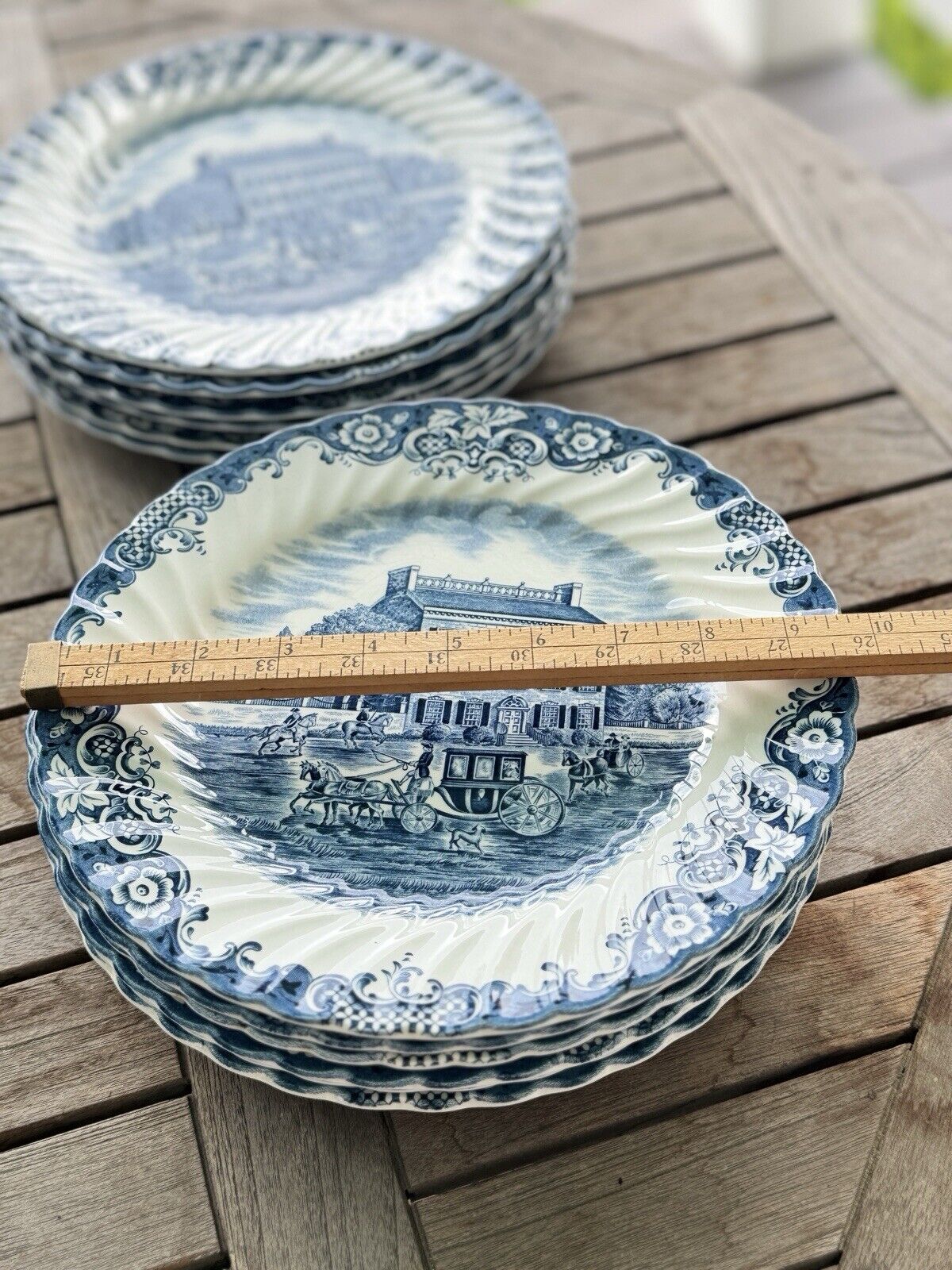 Heritage Hall Blue & White Staffordshire circa 9.5” 6 X Dinner Plates