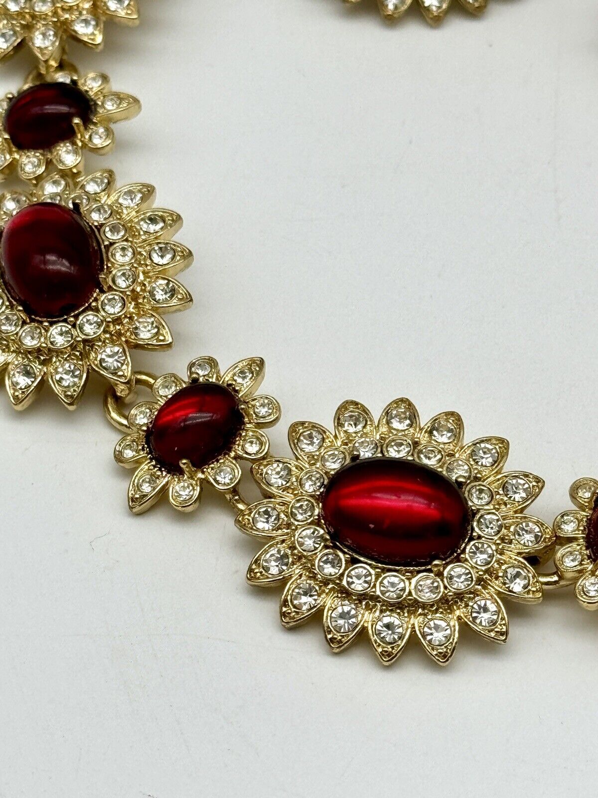 SCAASI SIGNED Statement Necklace & Earrings Set “Gold Plated Moghul” Red 16”