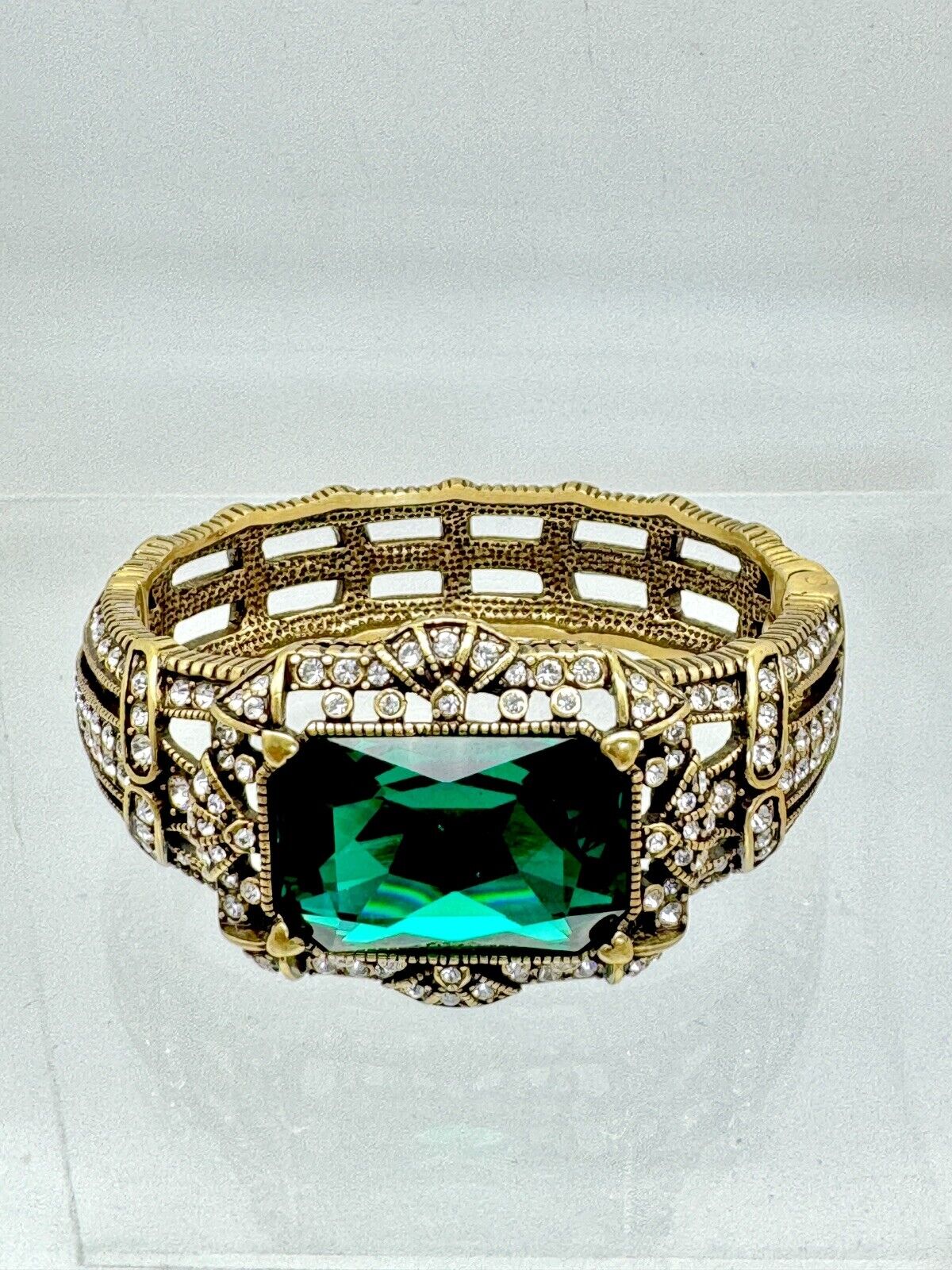 HEIDI DAUS Green With Envy Octagonal Crystal Hinged Bracelet Bangle