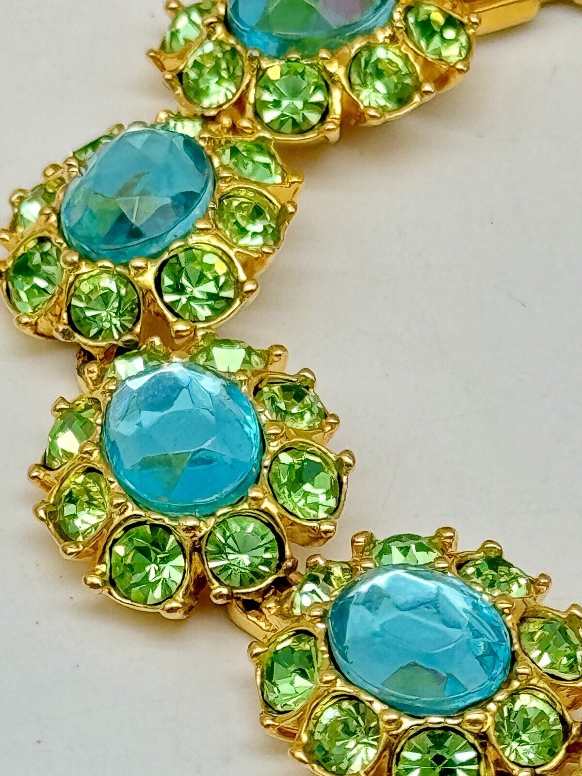 Vintage JOAN RIVERS Green Aqua Rhinestone Bracelet 7.5” ESTATE FIND