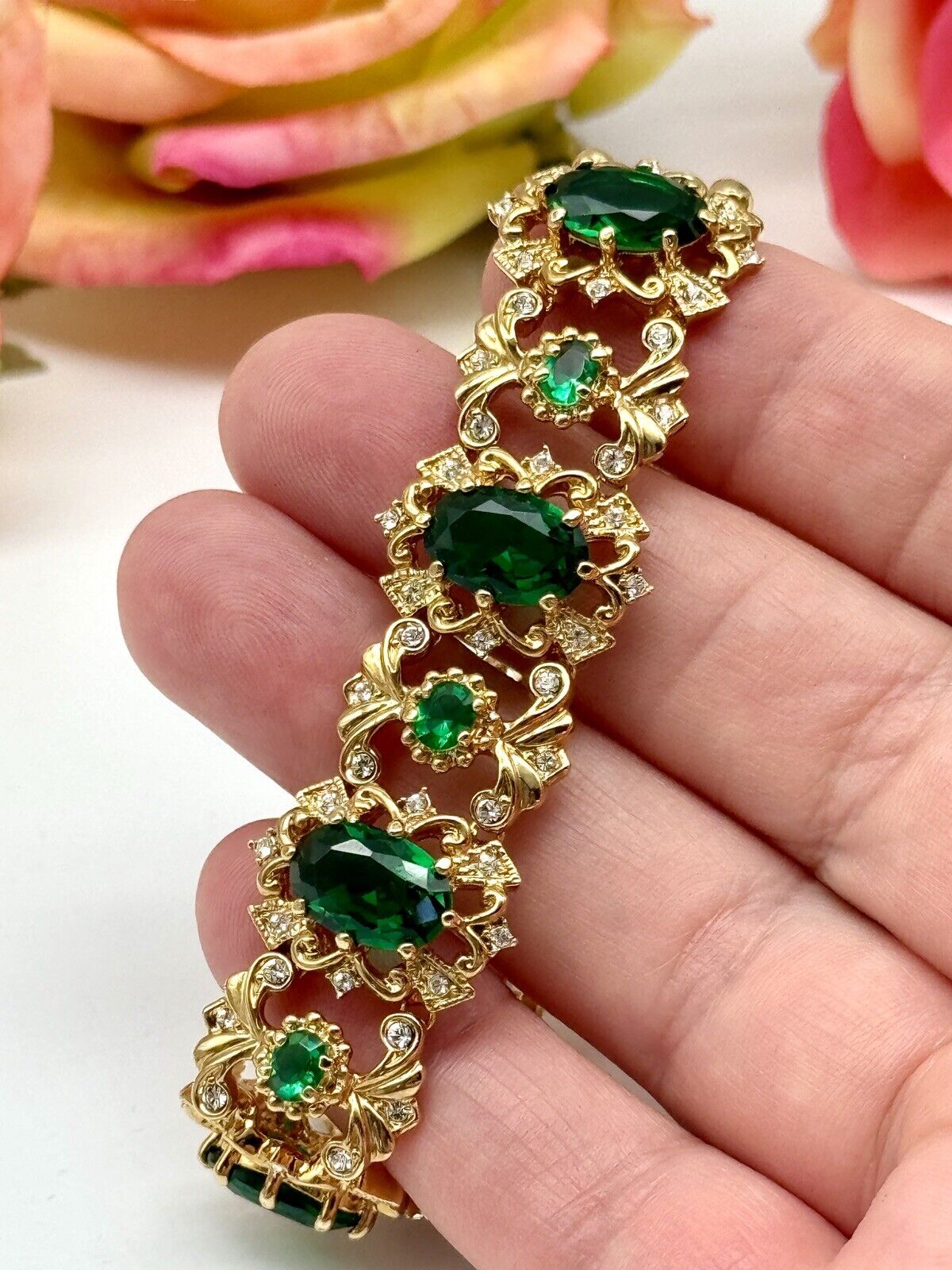 Camrose & Kross Emerald Green Rhinestone Gold Tone Bracelet In Case Estate Find