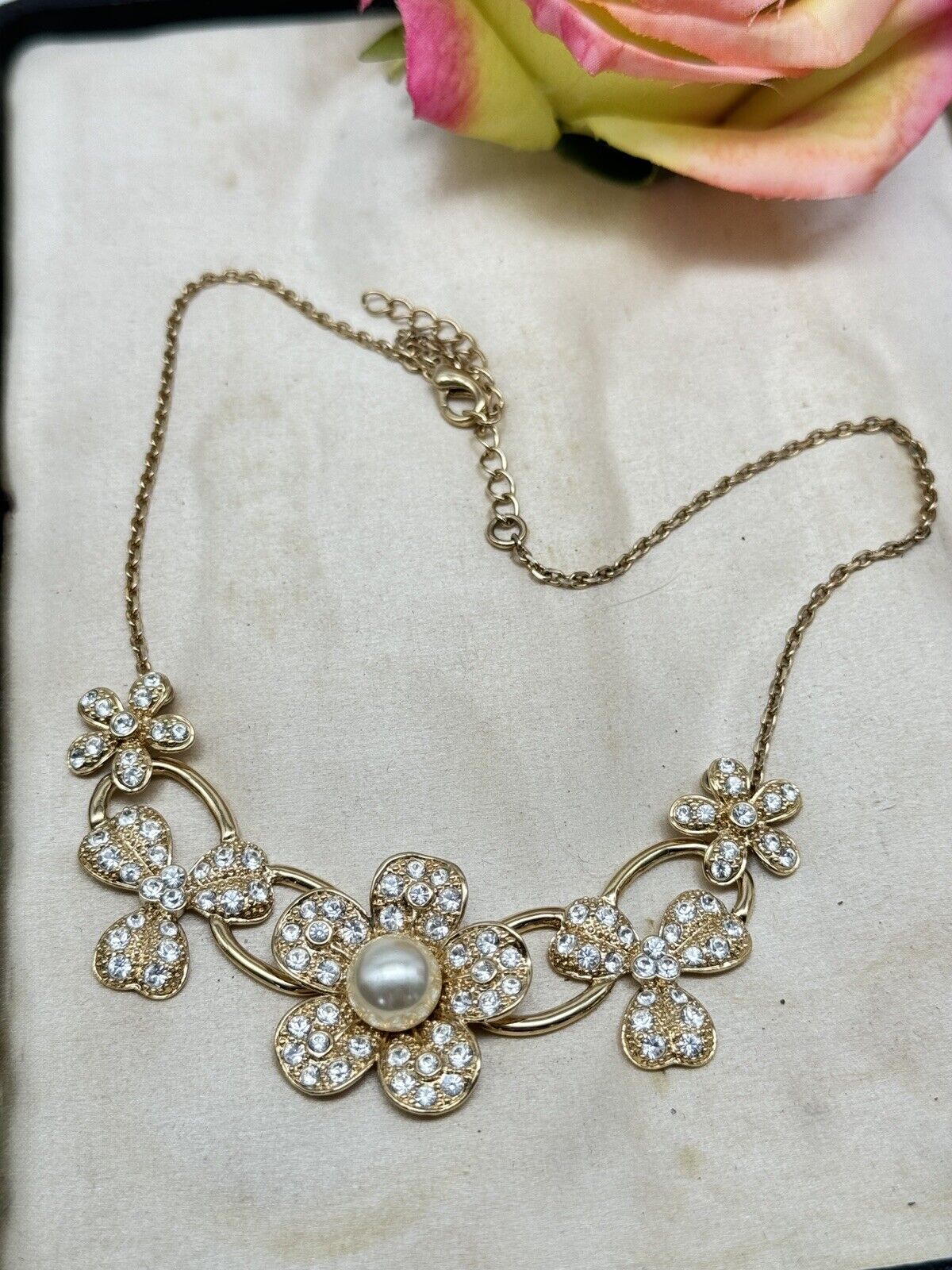 Nolan Miller Flower Necklace Goldtone Faux Pearl Rhinestone Box Estate Find 18”