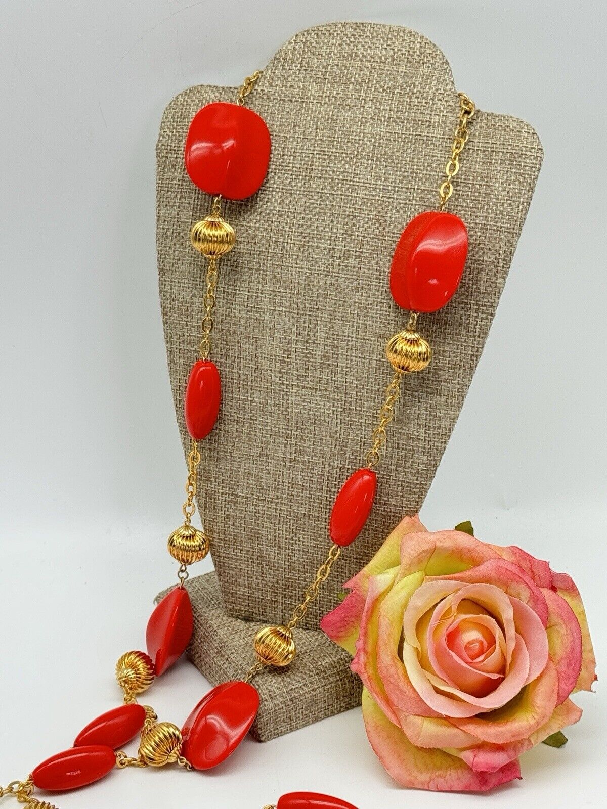 JOAN RIVERS Gold-tone LANTERN Bead RED Lucite Station Necklace Estate Find