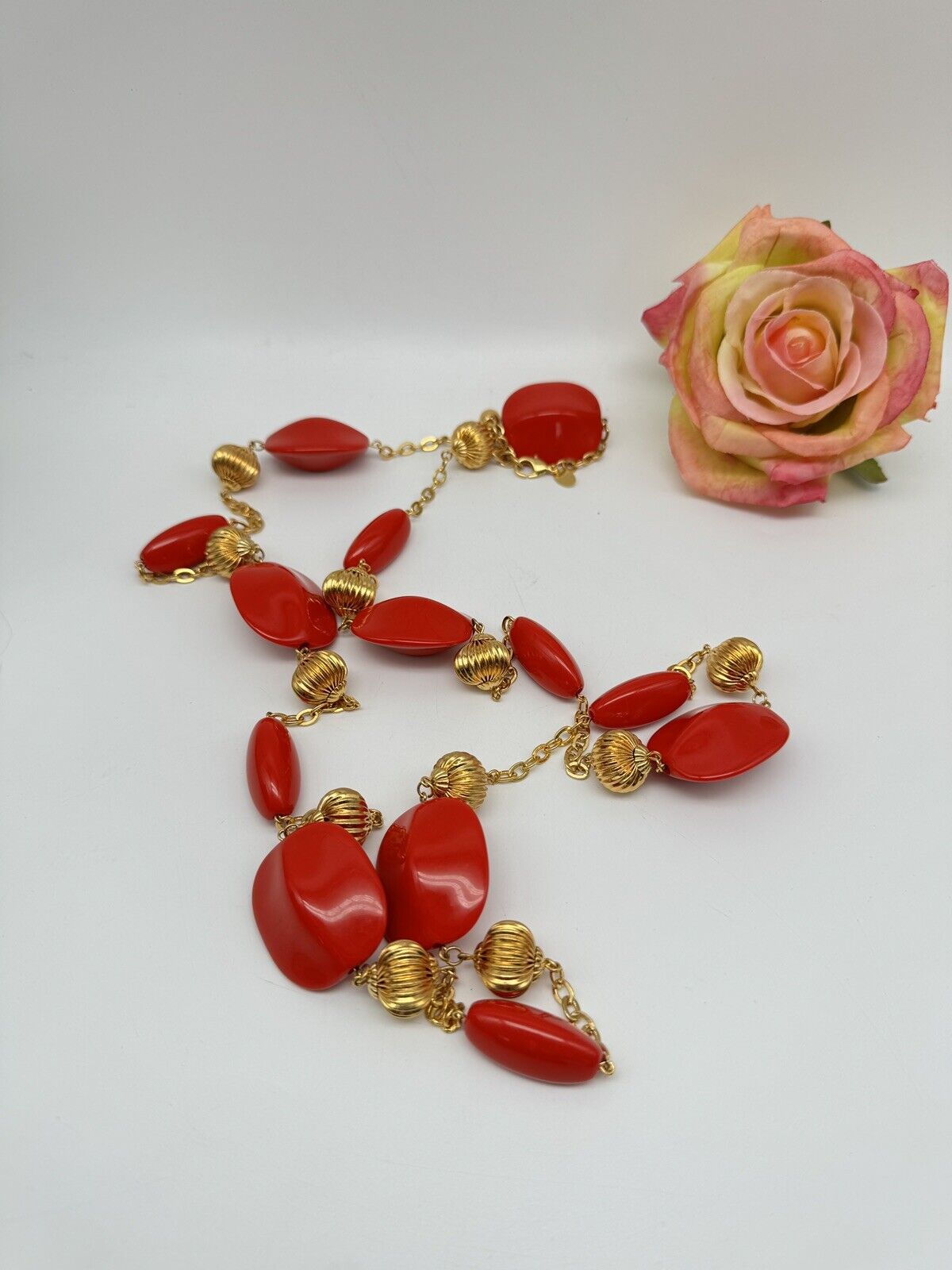 JOAN RIVERS Gold-tone LANTERN Bead RED Lucite Station Necklace Estate Find