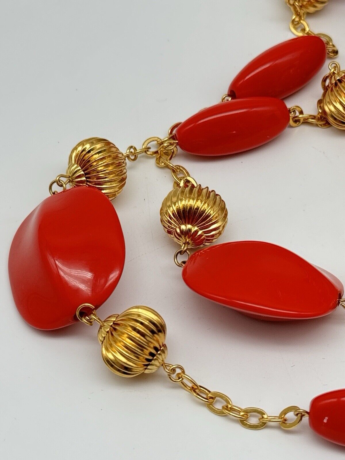 JOAN RIVERS Gold-tone LANTERN Bead RED Lucite Station Necklace Estate Find