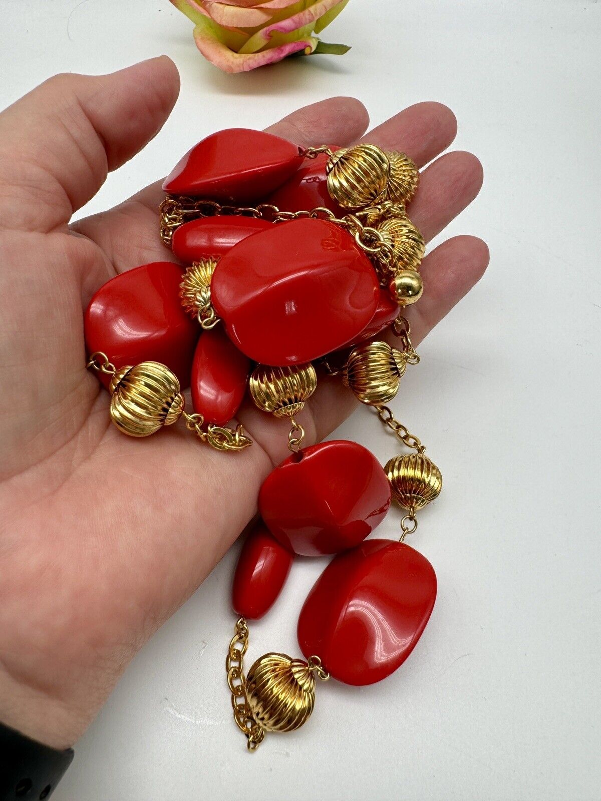 JOAN RIVERS Gold-tone LANTERN Bead RED Lucite Station Necklace Estate Find