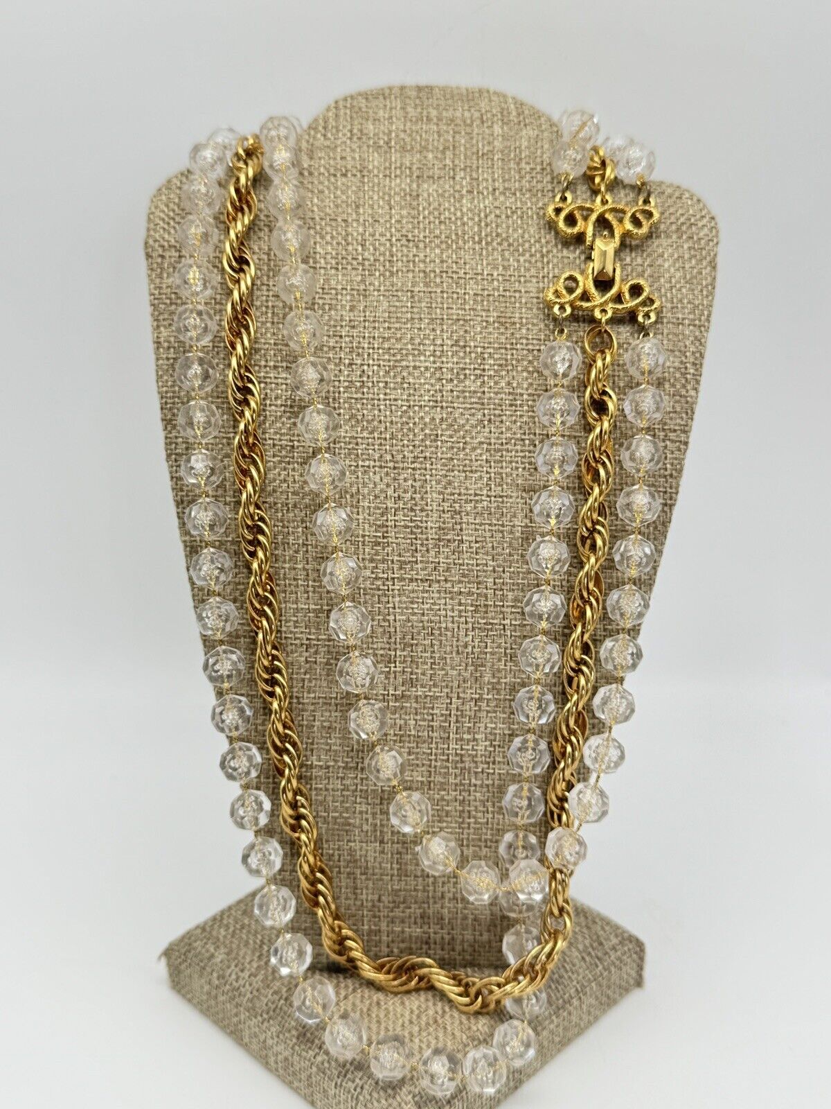 Vintage Sarah Coventry 3 Strand Lucite & Gold-Tone Chain Necklace ESTATE FIND