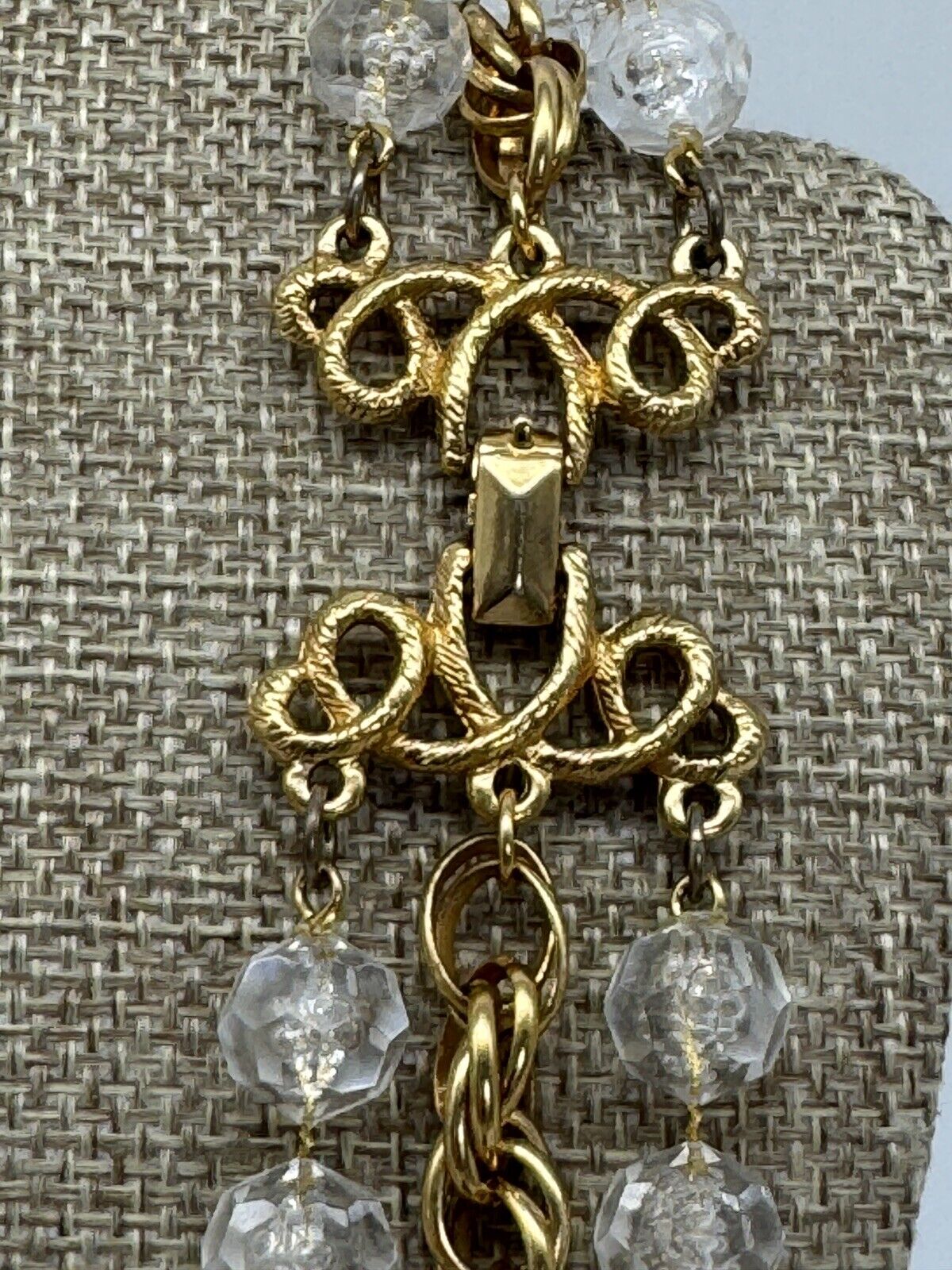 Vintage Sarah Coventry 3 Strand Lucite & Gold-Tone Chain Necklace ESTATE FIND