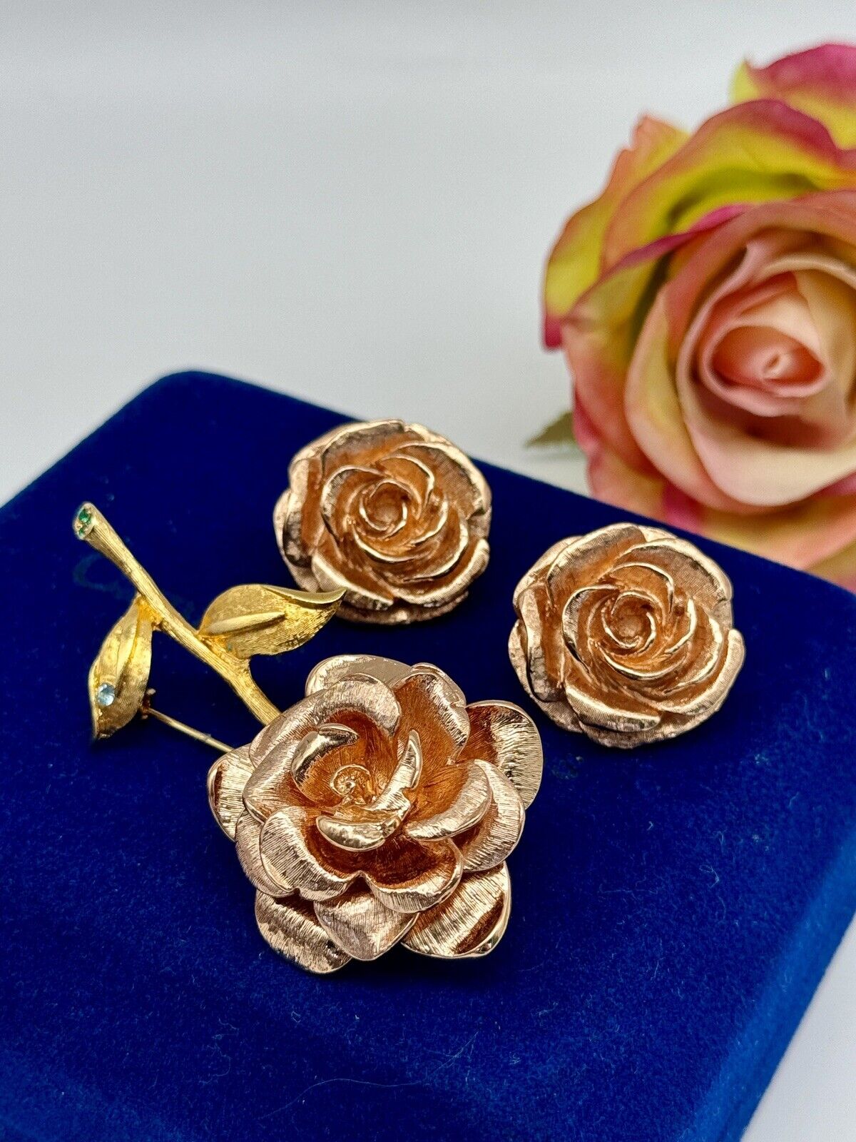 Camrose & Kross ROSE Brooch & Earrings Jacqueline Kennedy Collection - In BOX