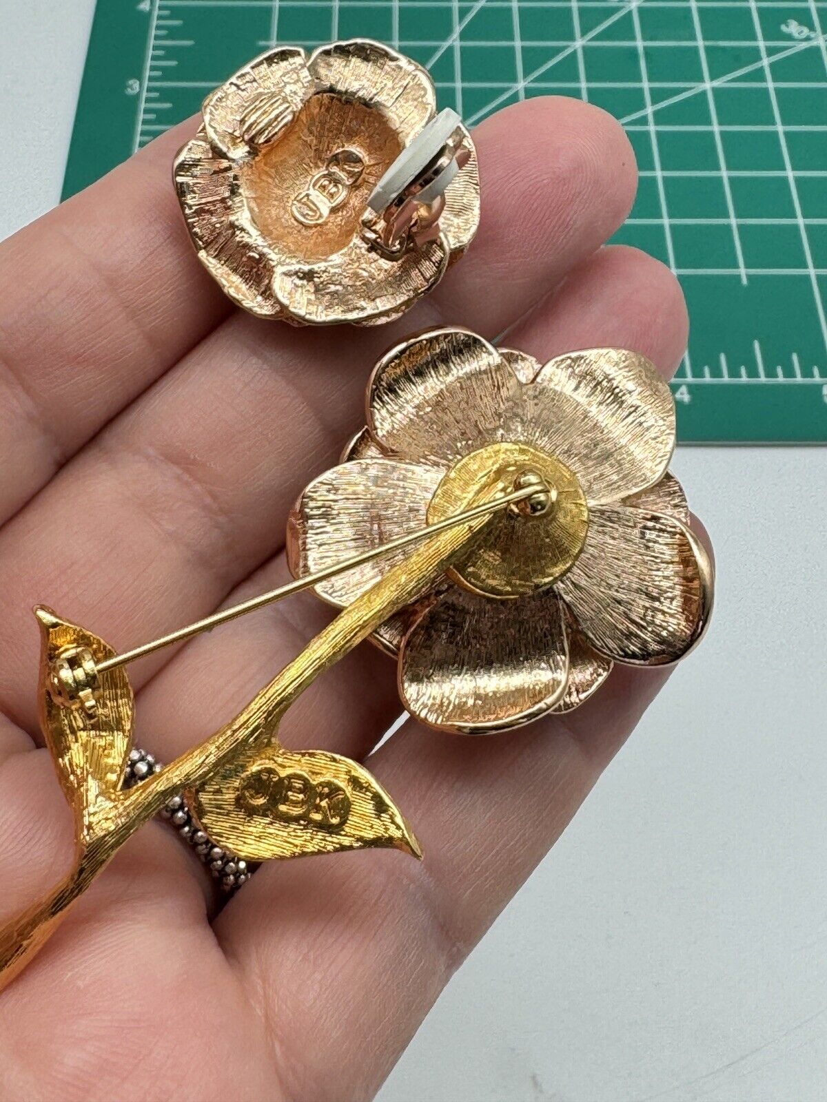 Camrose & Kross ROSE Brooch & Earrings Jacqueline Kennedy Collection - In BOX