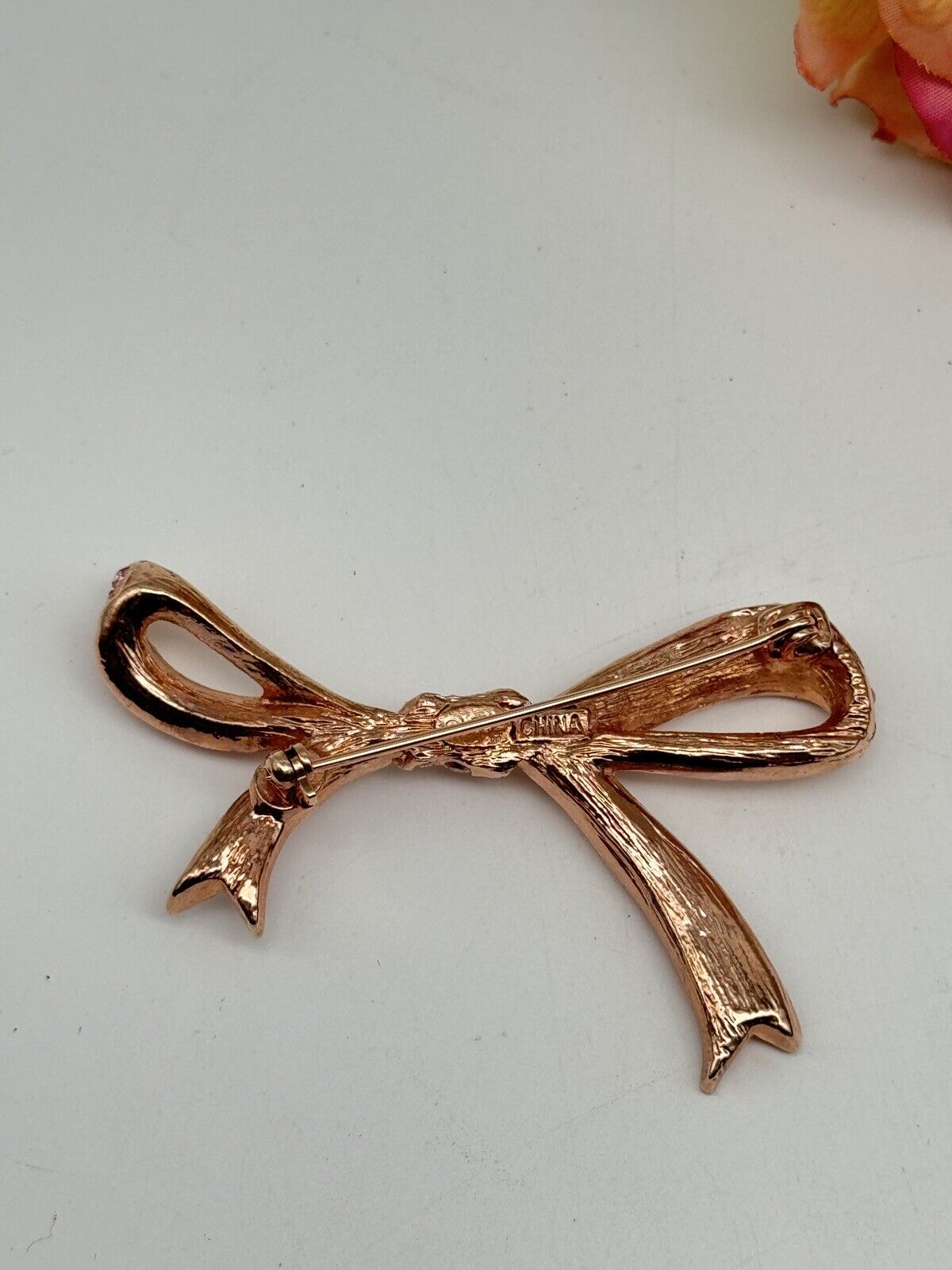 Vintage KJL Pink Rhinestone Rose Goldtone Ribbon Bow Breast Cancer Pin Brooch
