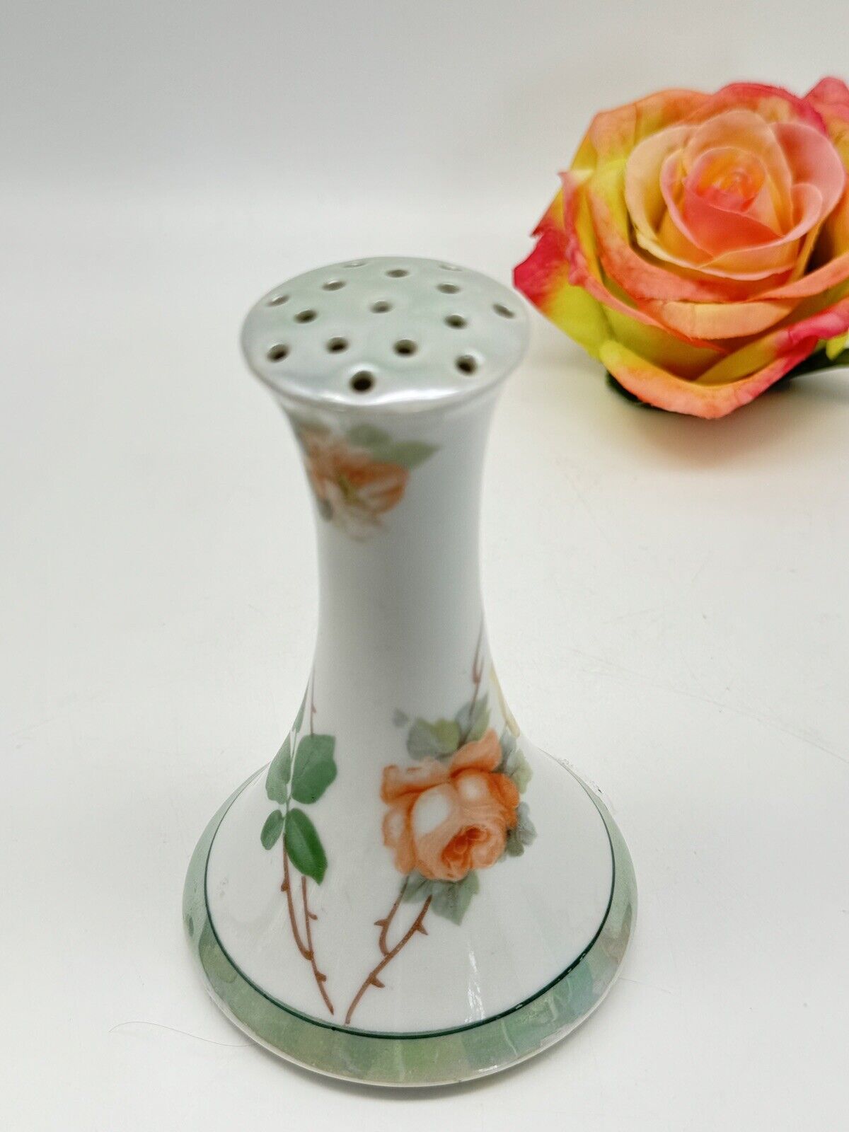 Vintage Porcelain Floral Hat Pin Holder with 4 saving Long Hat Pins