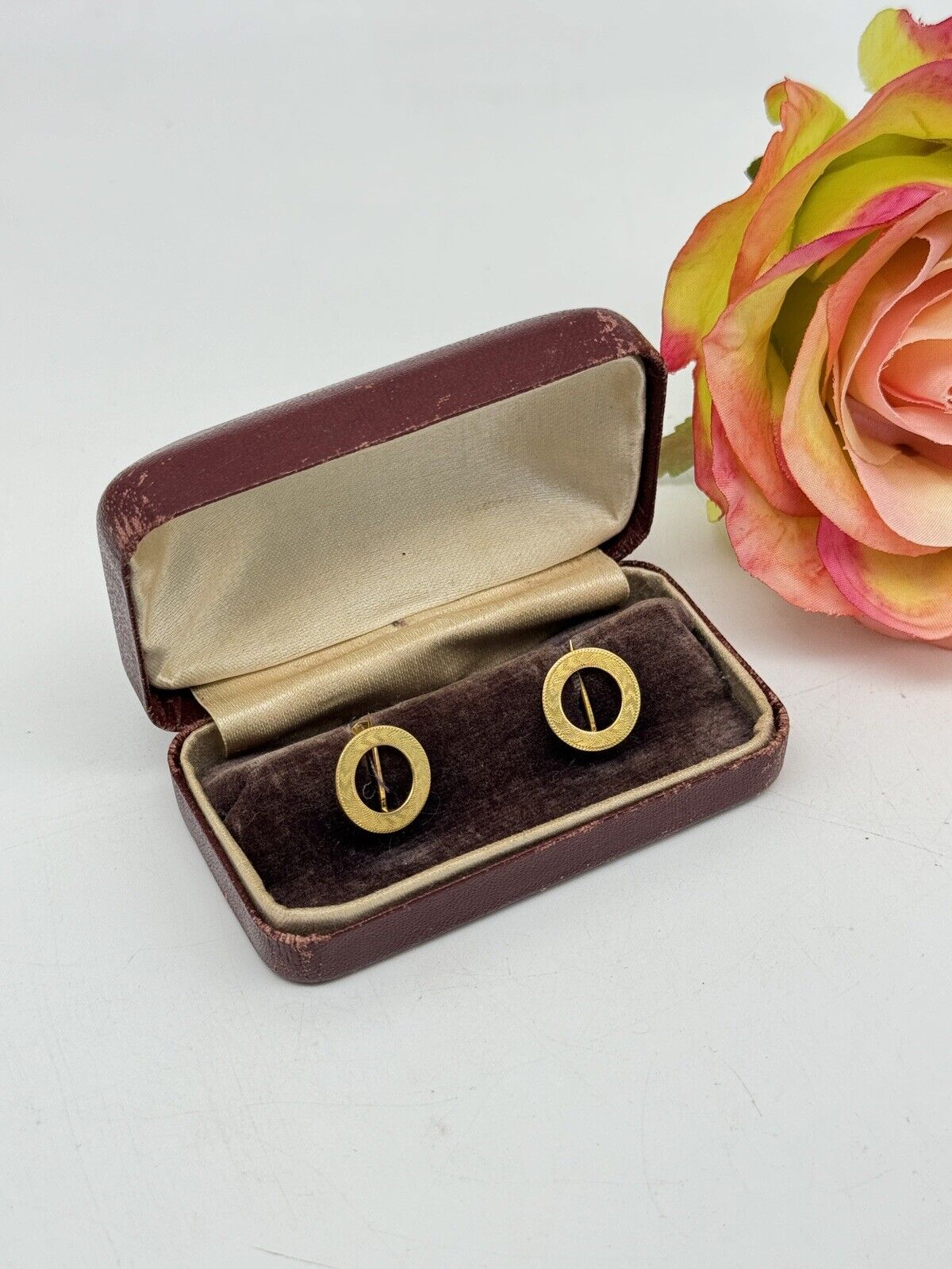 VINTAGE 10kt Gold Shirt Collar Pins Circle RARE