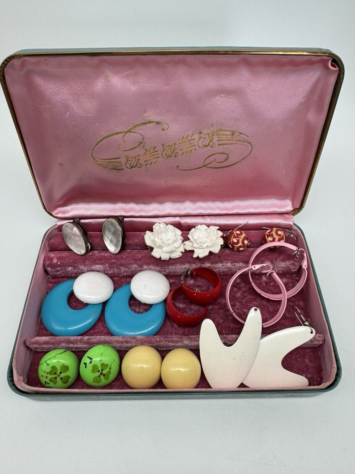 Vintage Lot Of 9 Earrings Clip-on Post Back Hook In VINTAGE CASE - Lot AS IS‼️