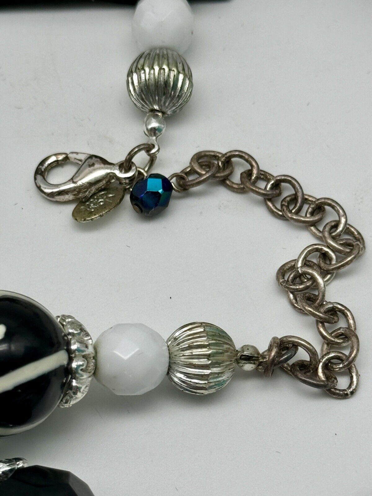 Joan Rivers Necklace 36" white black Zebra iridescent blue silver tones