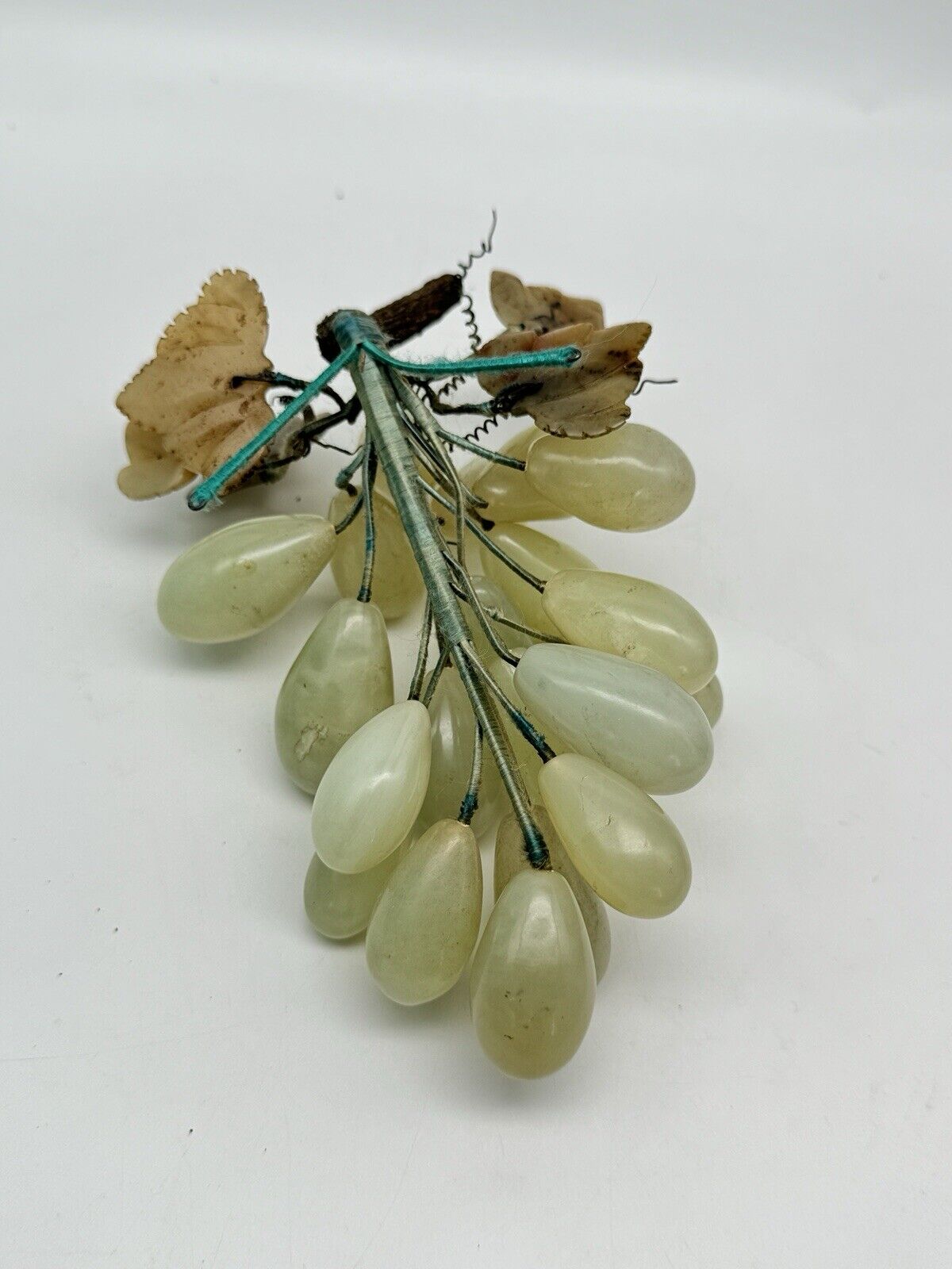 Vintage Grape Alabaster Jade Stone Cluster Light Grapes 5 Leaves