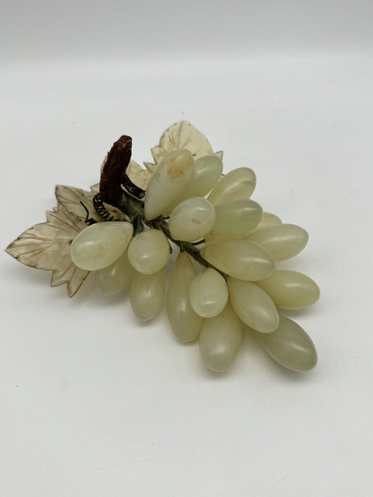 Vintage Grape Alabaster Jade Stone Cluster Light Grapes 4 Leaves