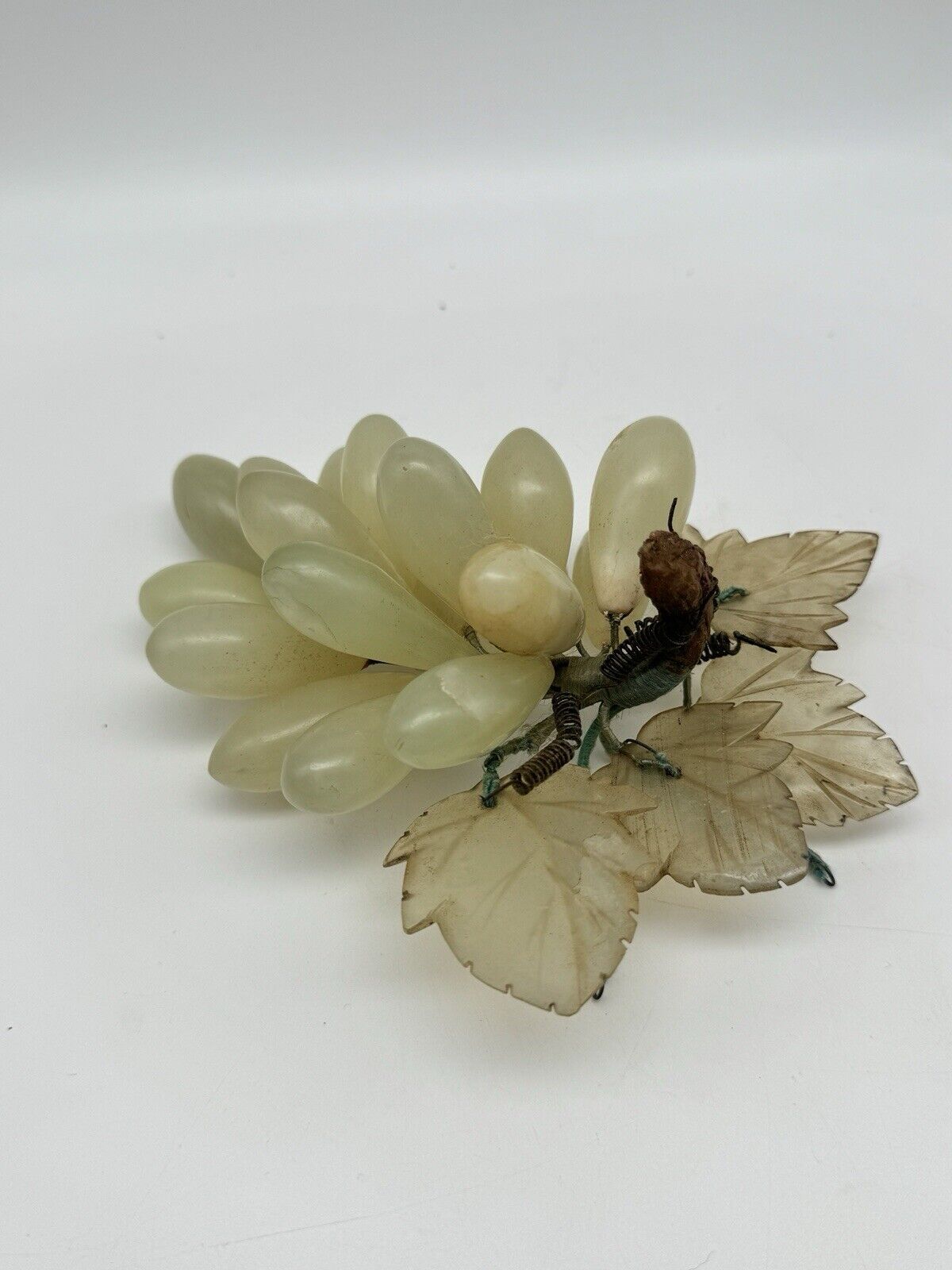 Vintage Grape Alabaster Jade Stone Cluster Light Grapes 4 Leaves