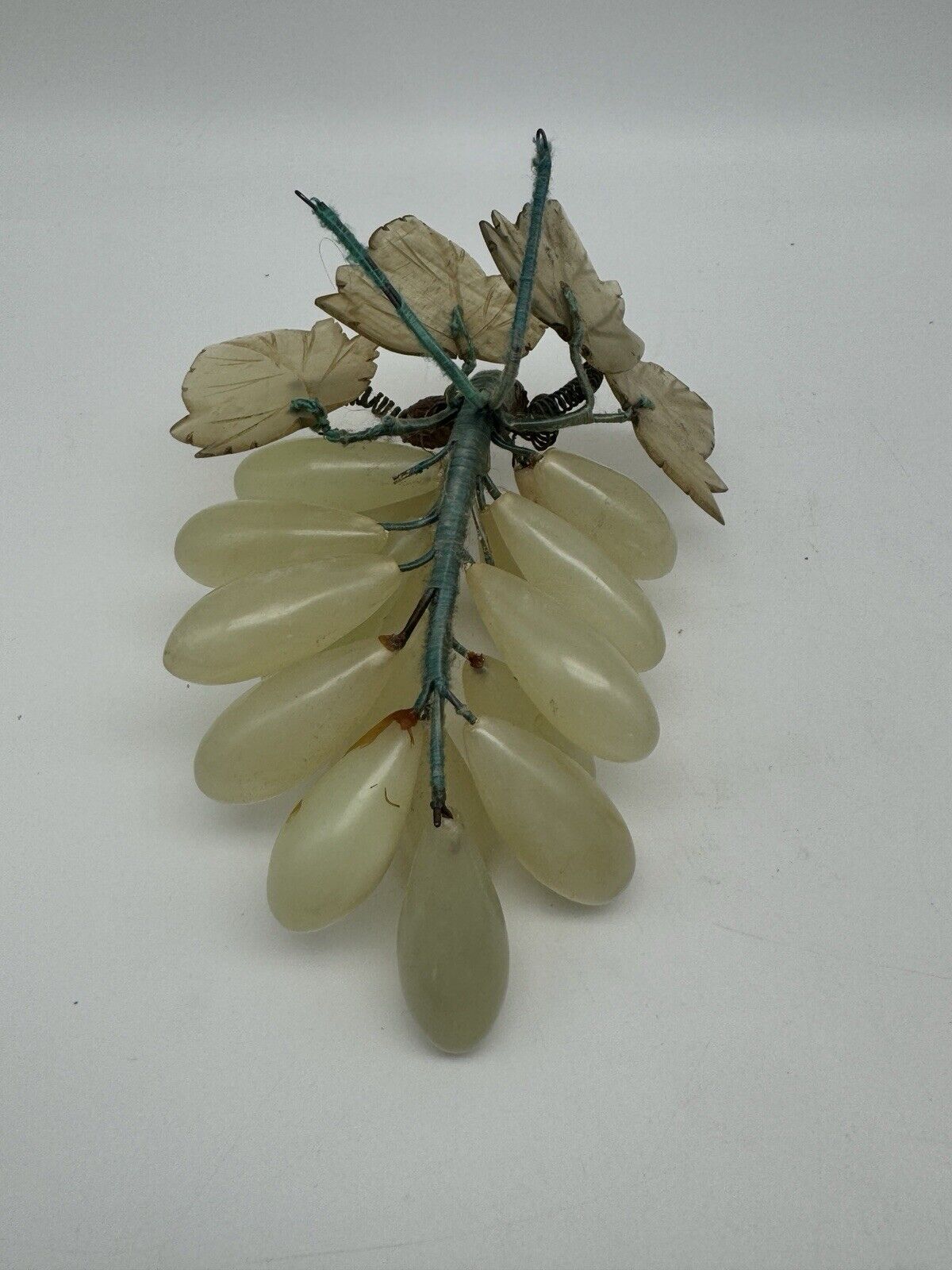 Vintage Grape Alabaster Jade Stone Cluster Light Grapes 4 Leaves