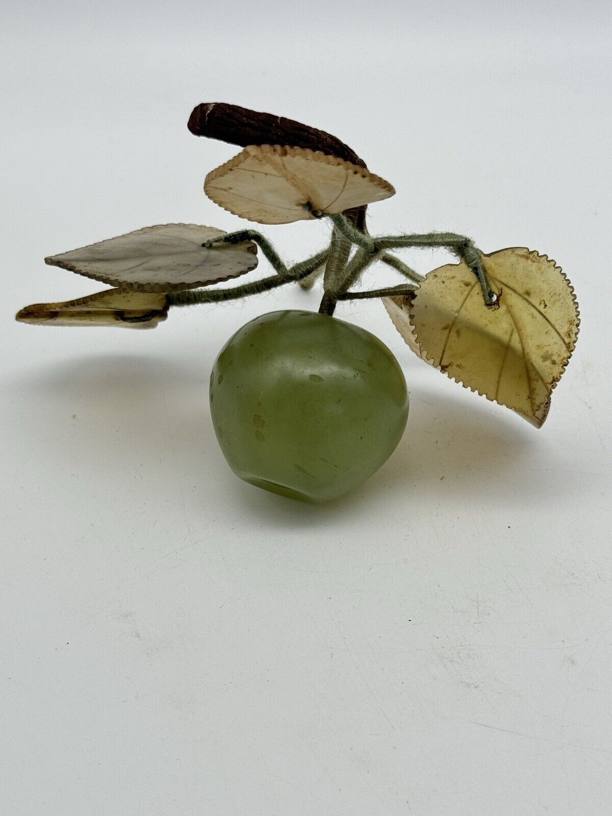 Vintage MCM Carved Jade Alabaster Stone Small APPLE