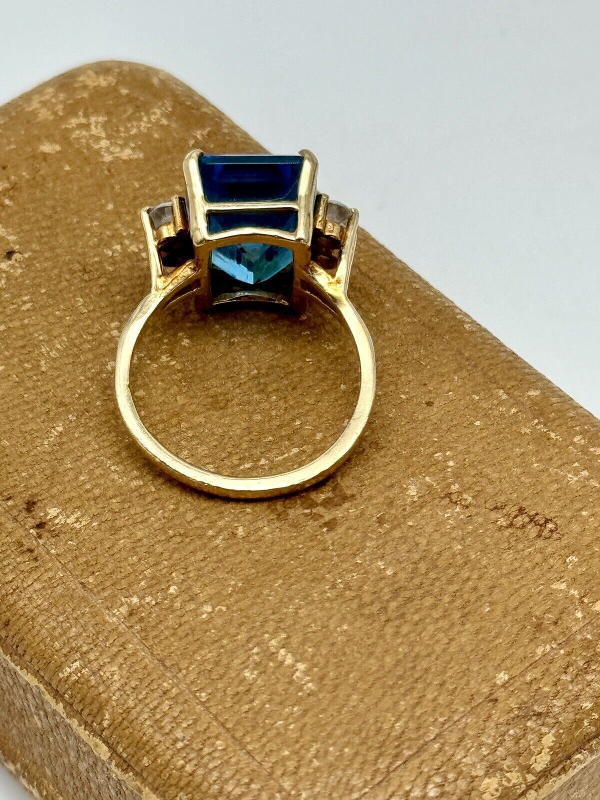Vintage 14kt Gold Swiss Topaz Cocktail Ring Size 6.5 ESTATE FIND