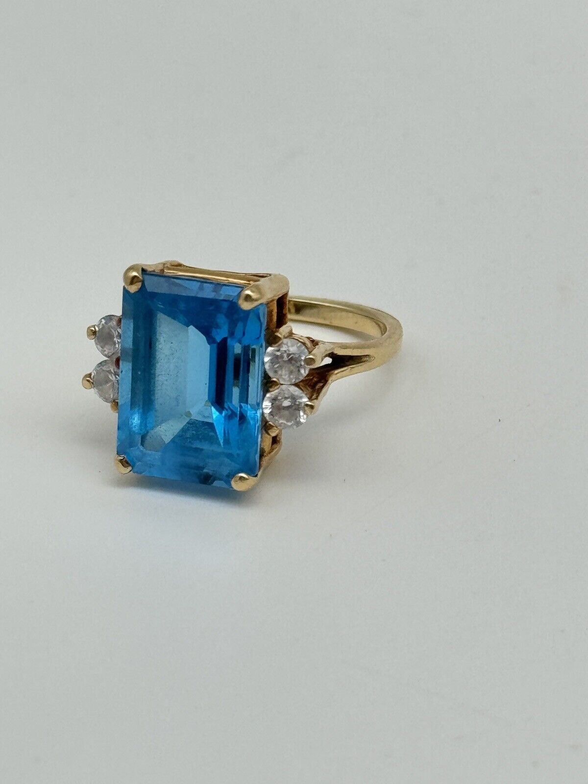 Vintage 14kt Gold Swiss Topaz Cocktail Ring Size 6.5 ESTATE FIND