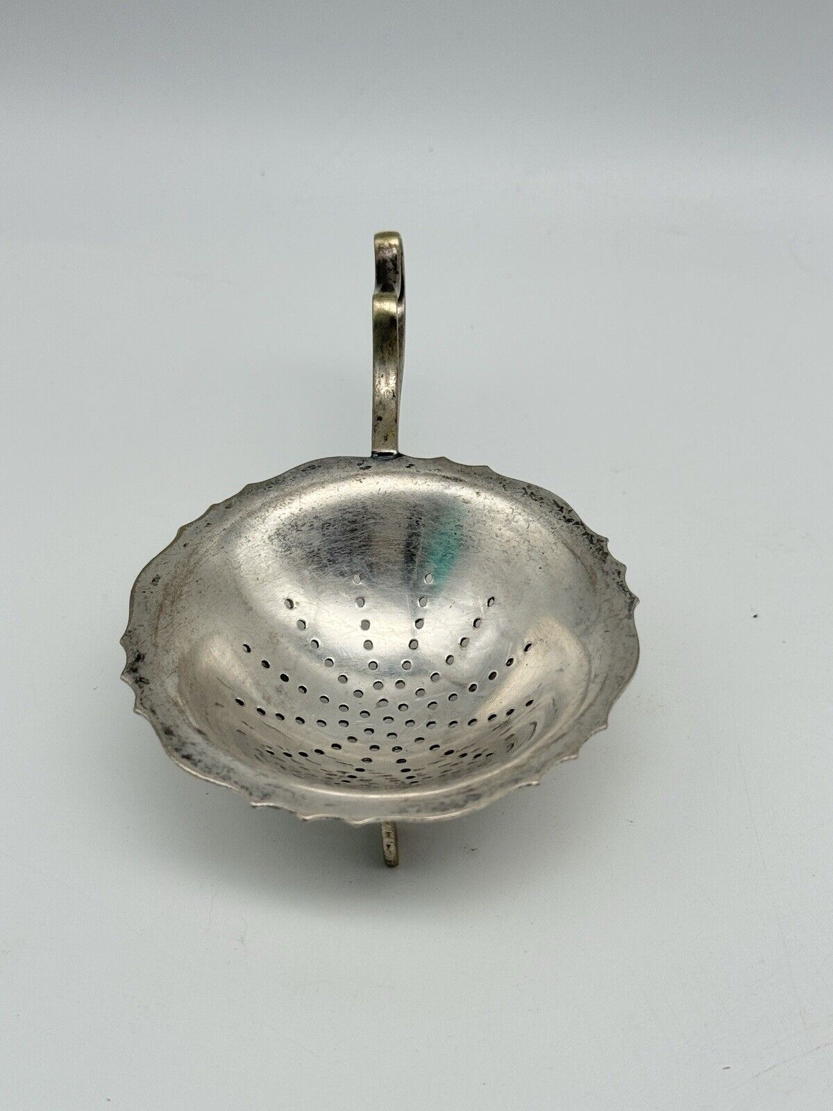 VINTAGE Silverplate Tea Strainer 3 Legged Handled