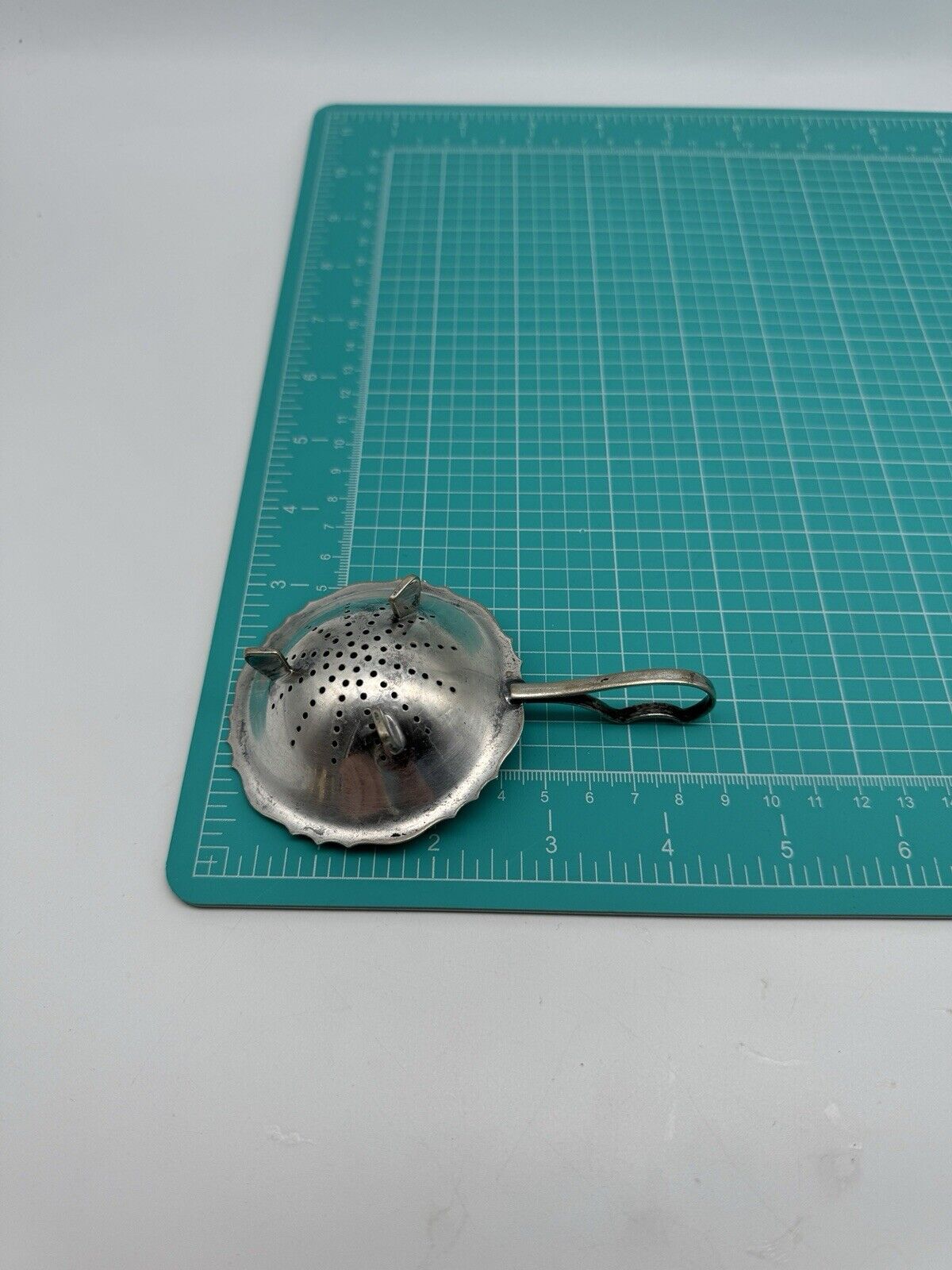 VINTAGE Silverplate Tea Strainer 3 Legged Handled