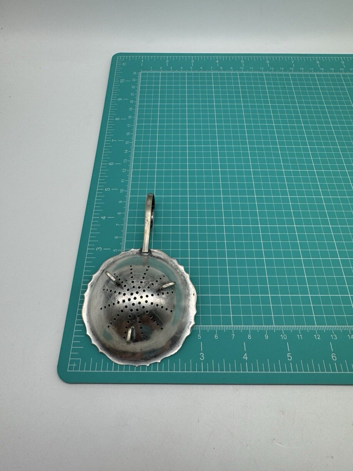 VINTAGE Silverplate Tea Strainer 3 Legged Handled