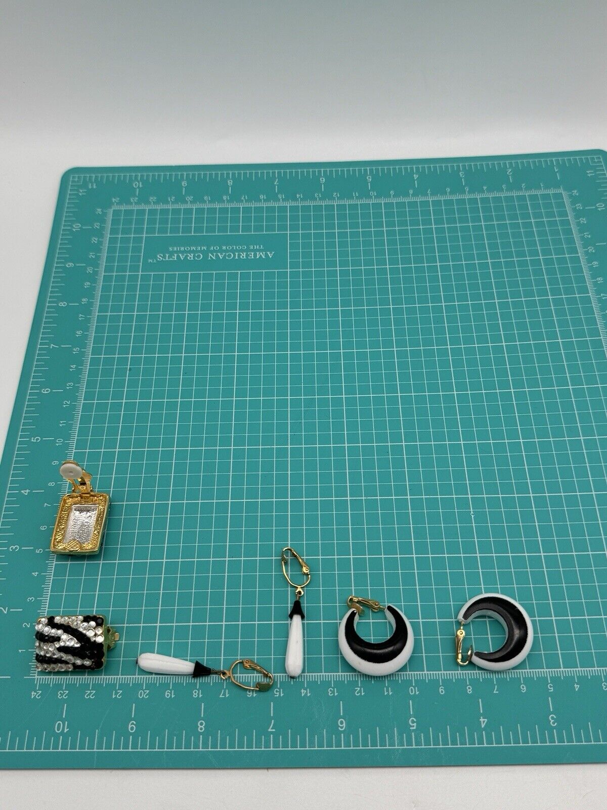 Vintage Black & White Earring Collection Lot Of 3 Pairs Clip-ons