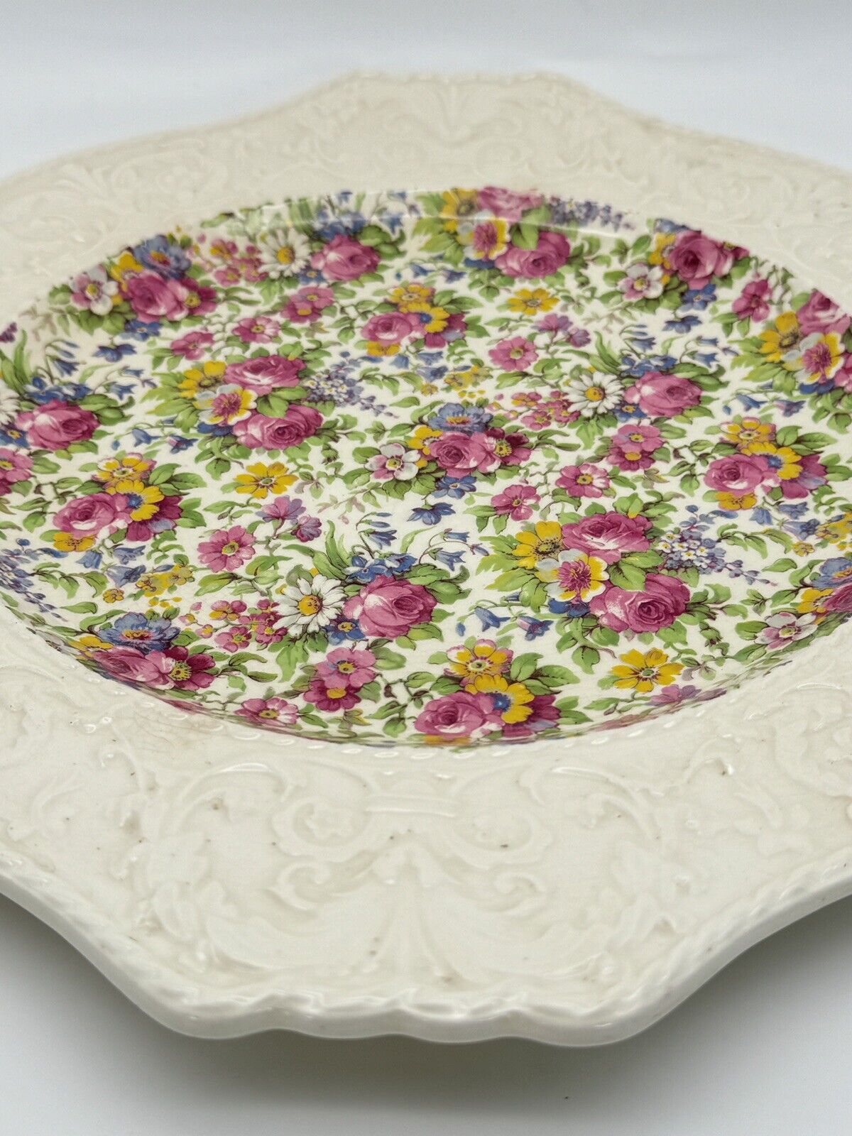 Royal Winton Grimwades China Summertime CHINTZ Wedgwood Border Large Plate 12"