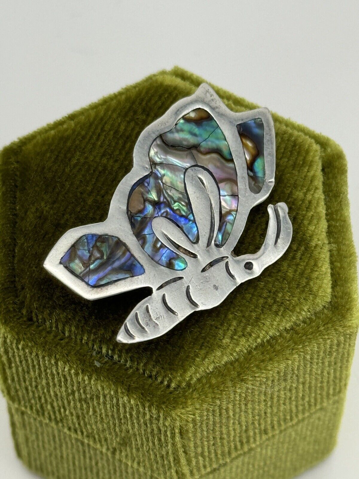VINTAGE BUTTERFLY BROOCH Small Signed MB MEXICO STERLING SILVER ABALONE SHELL