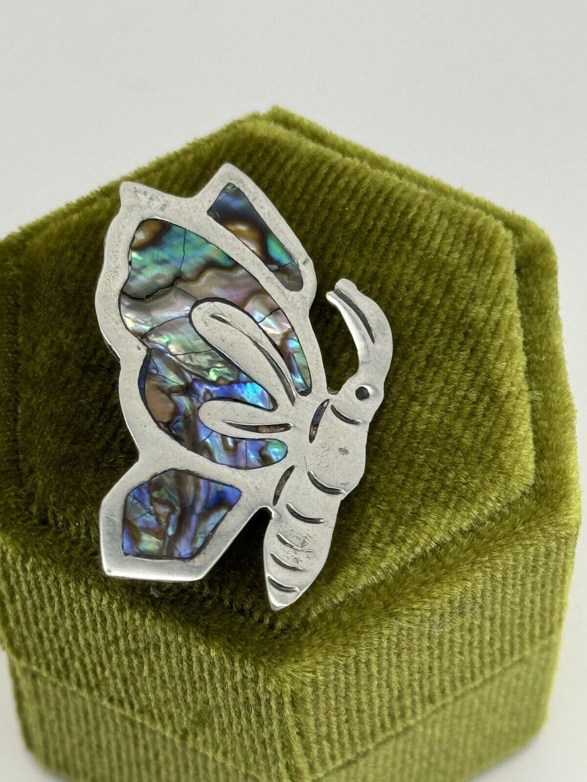 VINTAGE BUTTERFLY BROOCH Small Signed MB MEXICO STERLING SILVER ABALONE SHELL