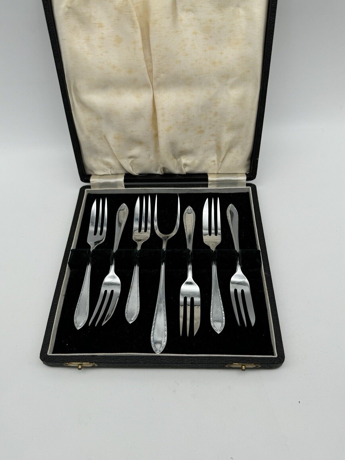 Vintage HORS D’OEUVRES SILVER PLATED NICKEL FORK SET BOXED PARTY SERVING UTENSILS