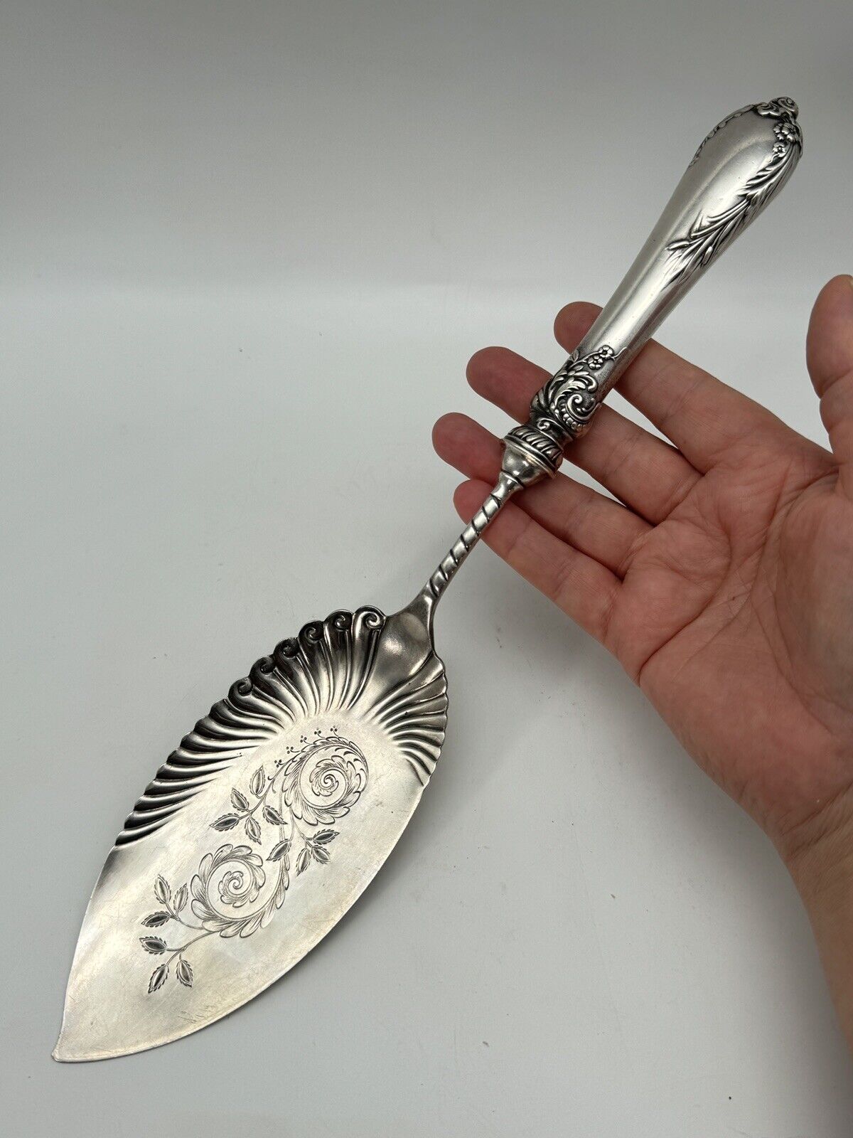 Antique Serving Piece Silverplate FISH, Pies, Entrees Unmarked Ca 13.5” L