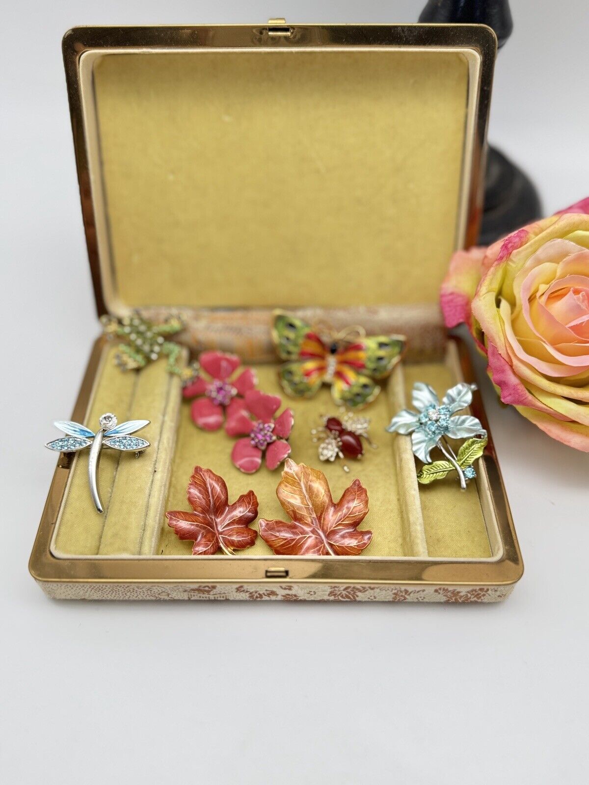Vintage Jewelry Lot With Case THE GARDEN COLLECTION 9 Pieces‼️
