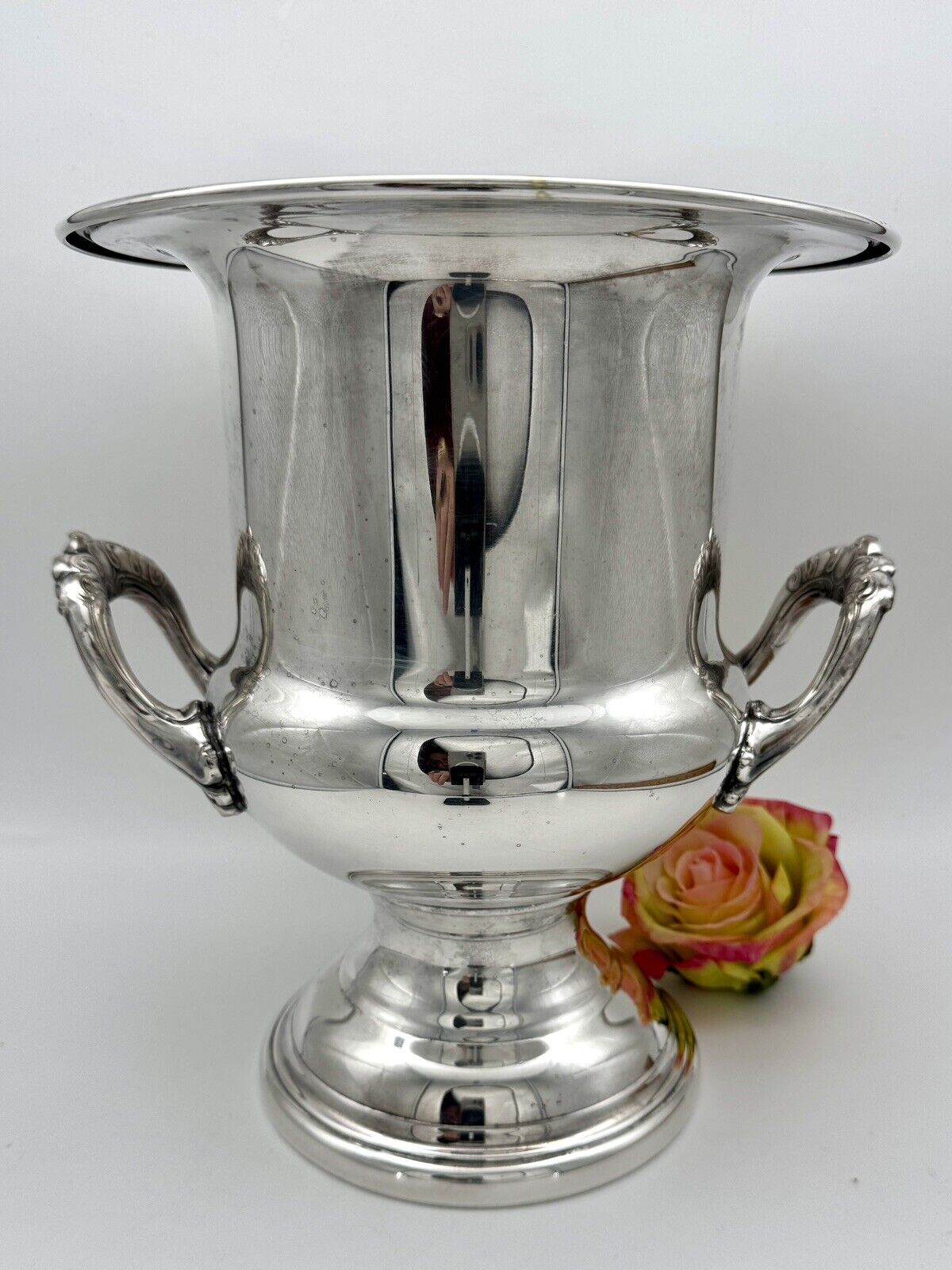 VINTAGE Newport Gorham Silverplate Urn Trophy STYLE Champagne Ice Bucket 10"