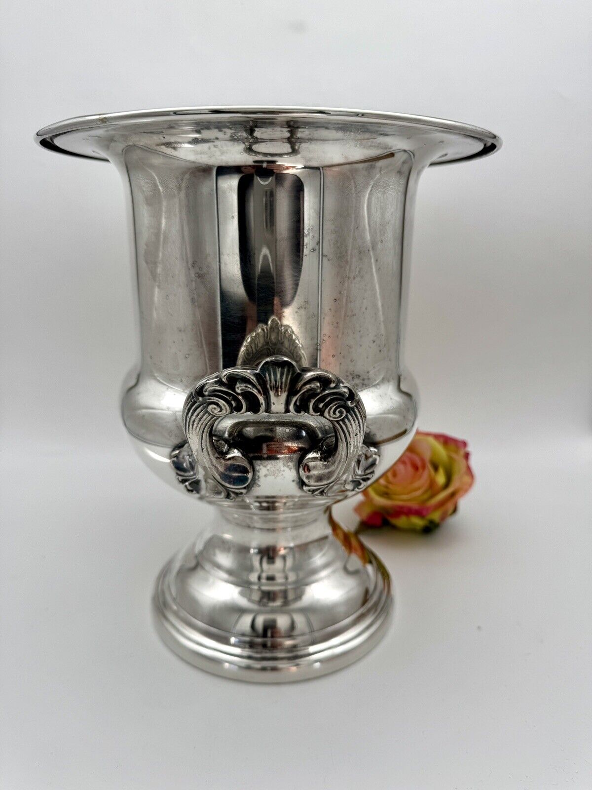 VINTAGE Newport Gorham Silverplate Urn Trophy STYLE Champagne Ice Bucket 10"
