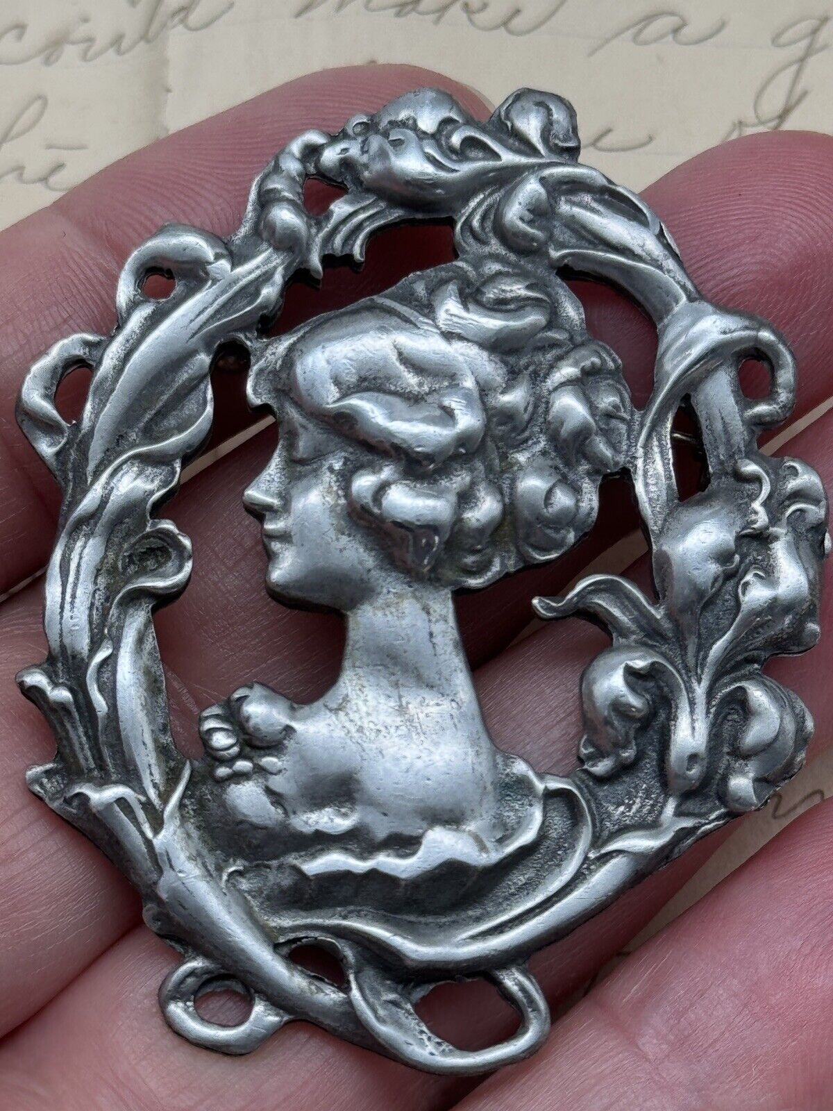 Art Nouveau Style Cameo Brooch Silvertone Metal
