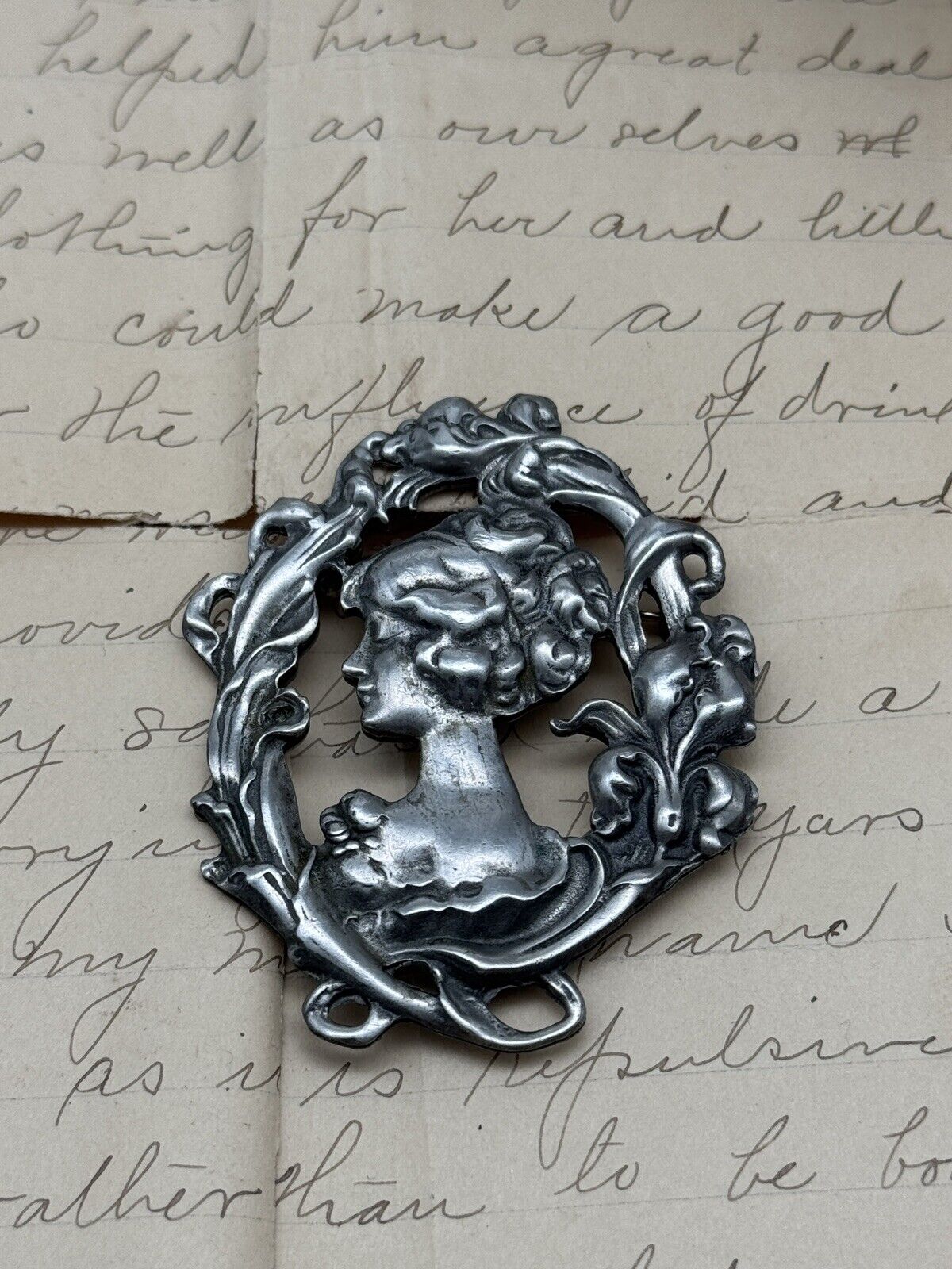 Art Nouveau Style Cameo Brooch Silvertone Metal