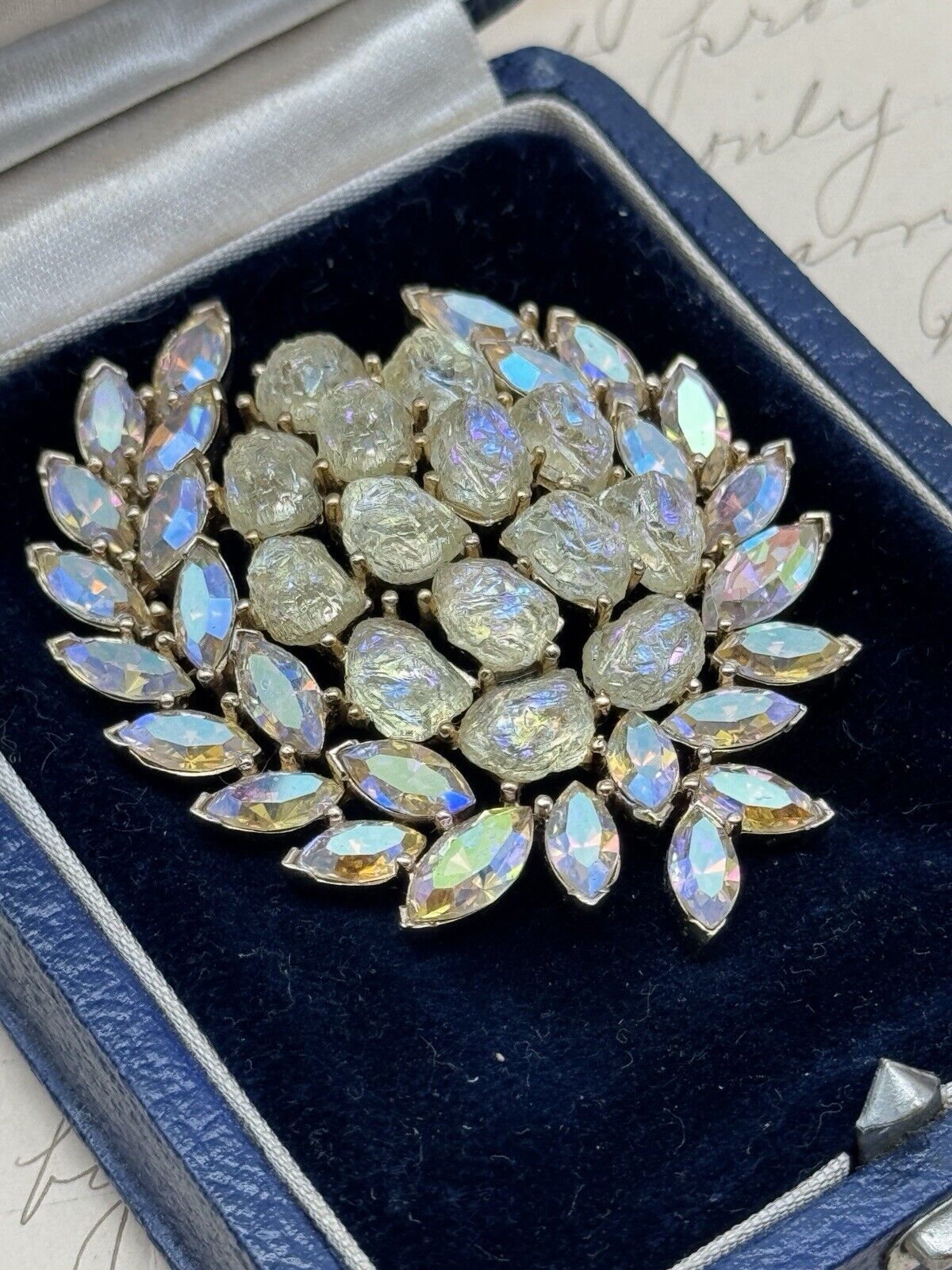 1950s CROWN TRIFARI Lavastone AB SIGNED Brooch Goldtone Etoile Collection RARE