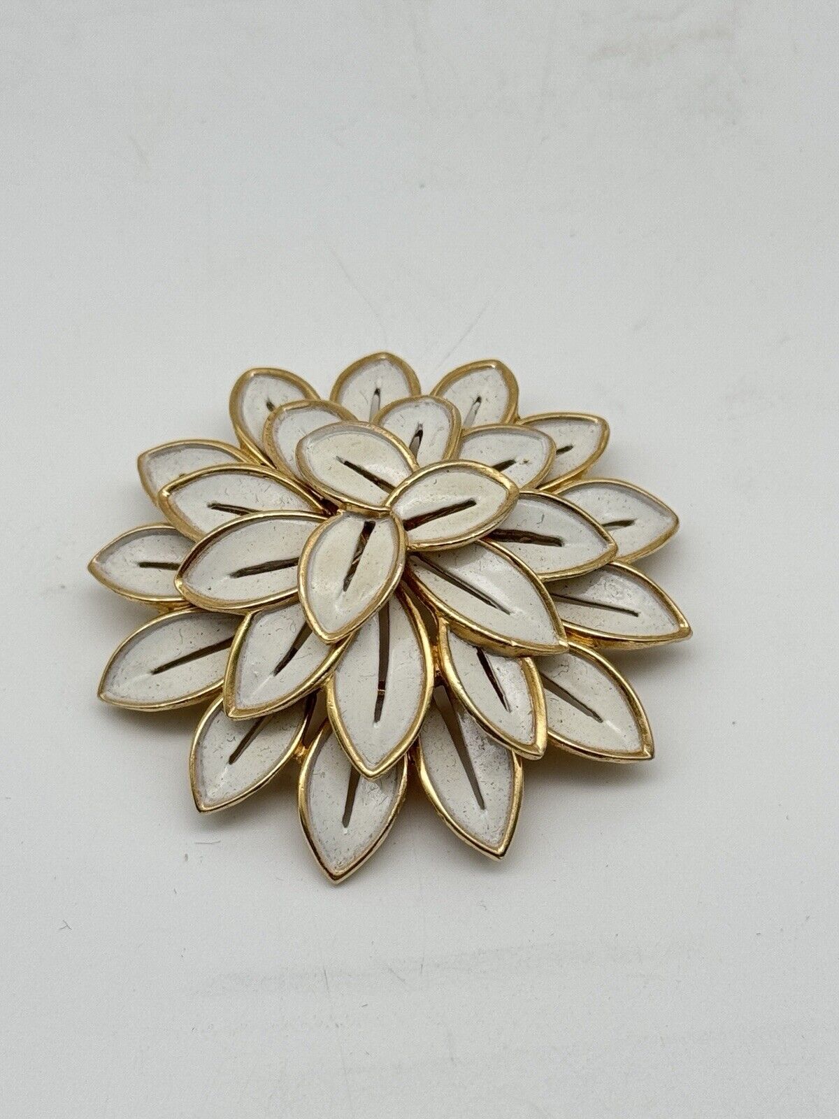 Vintage Crown TRIFARI Signed BROOCH White Enamel On Goldtone