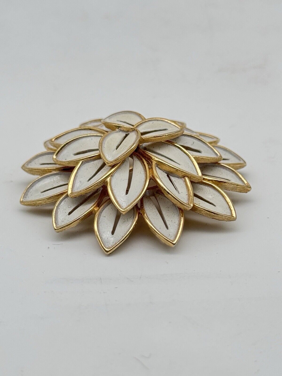 Vintage Crown TRIFARI Signed BROOCH White Enamel On Goldtone