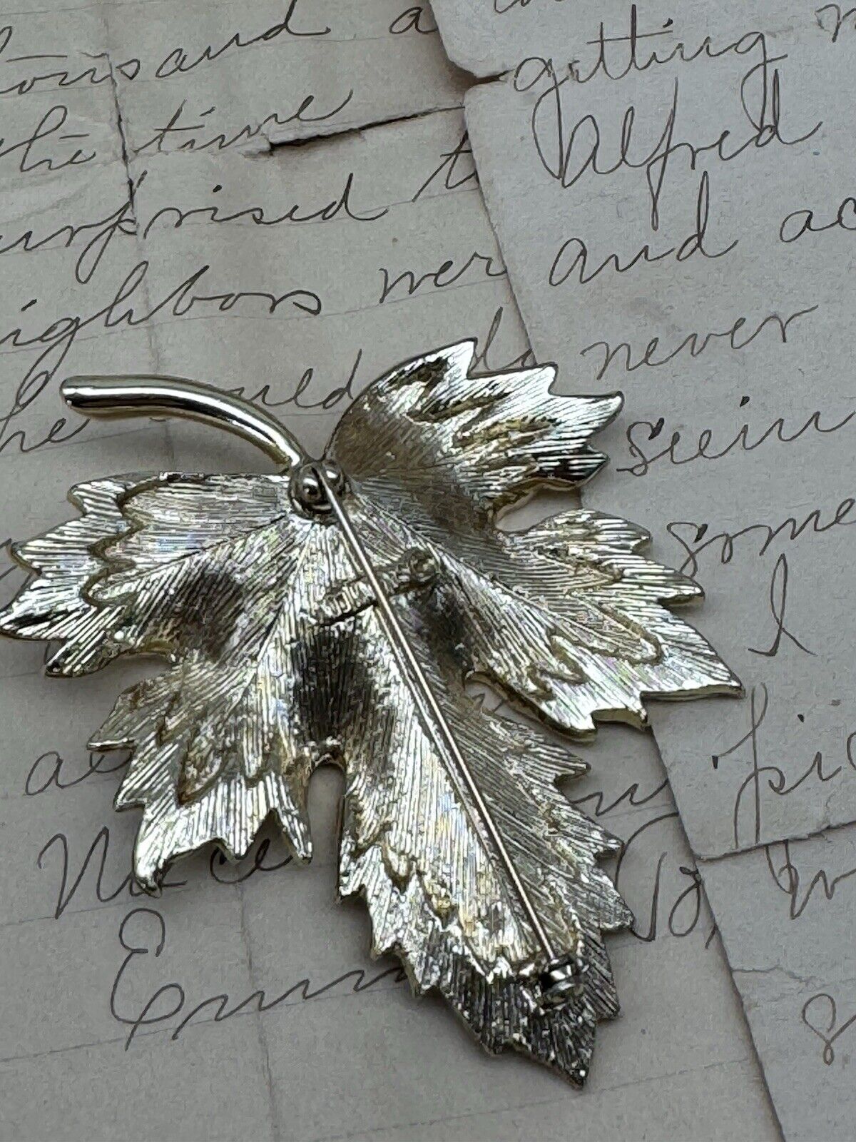 Vintage SARAH COVENTRY Textured Silver-Goldtone LEAF PIN BROOCH