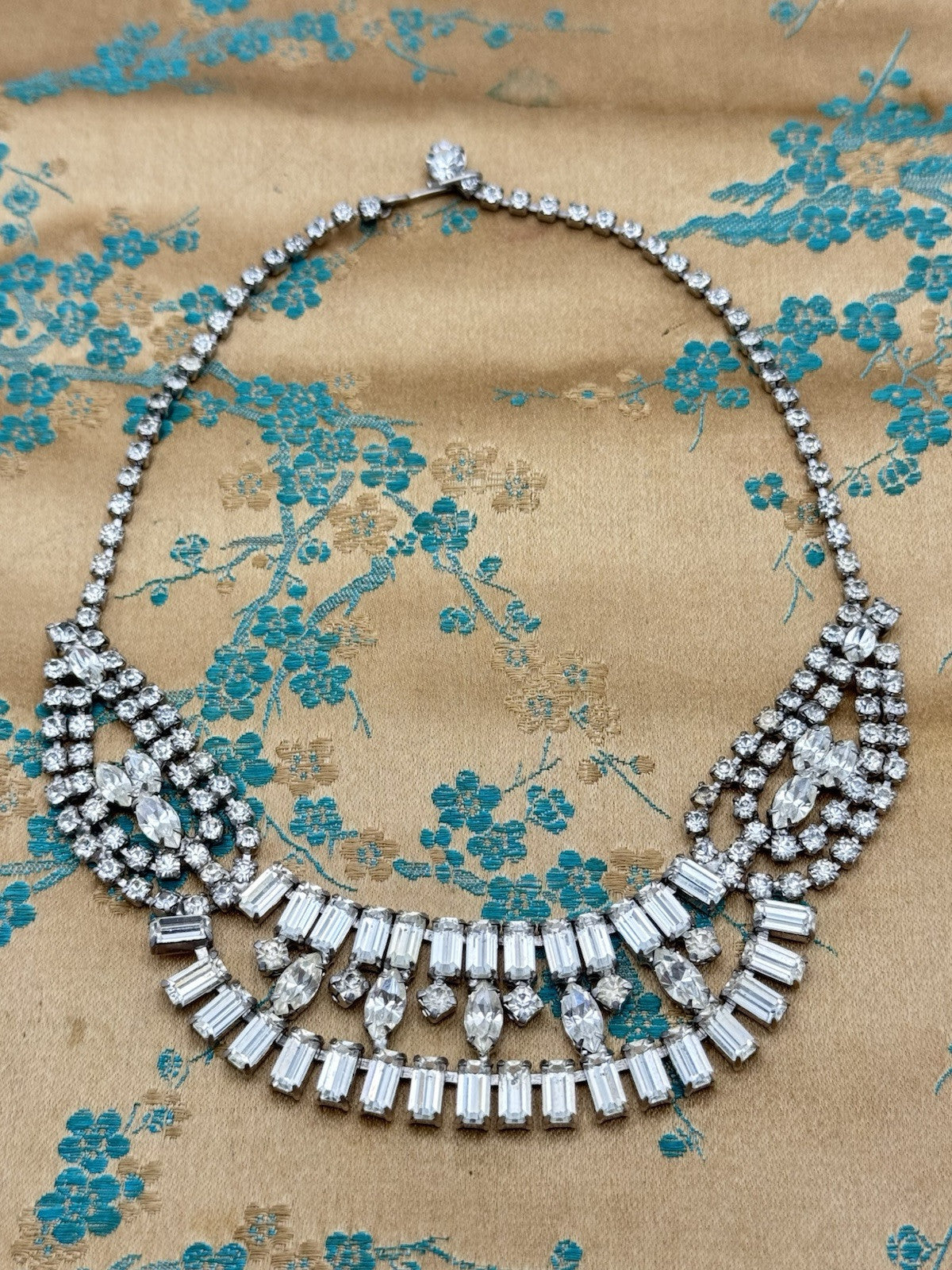 Vintage Rhinestone Necklace Clear 15”
