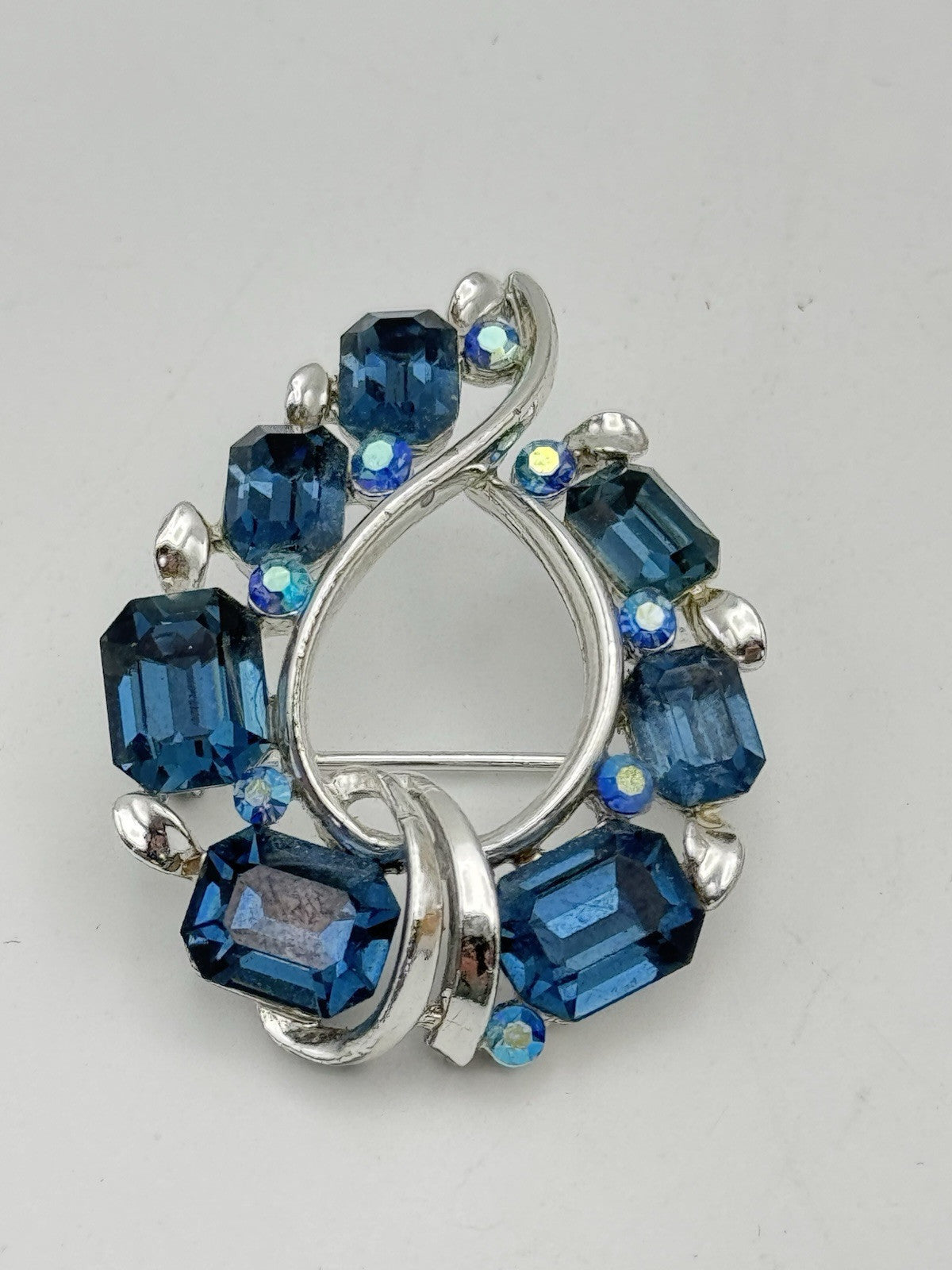 Vintage Blue Rhinestone Brooch Signed LISNER Silvertone ESTATE FIND