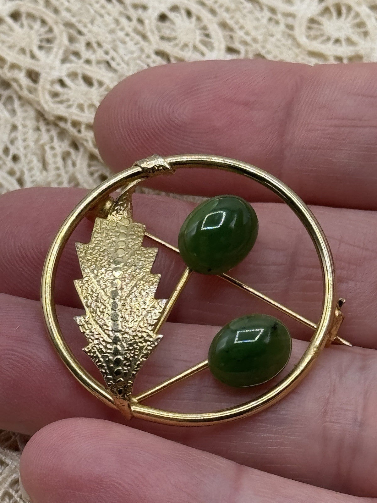 Vintage Goldtone Circle Brooch Jade Accents Floral MID CENTURY DESIGN