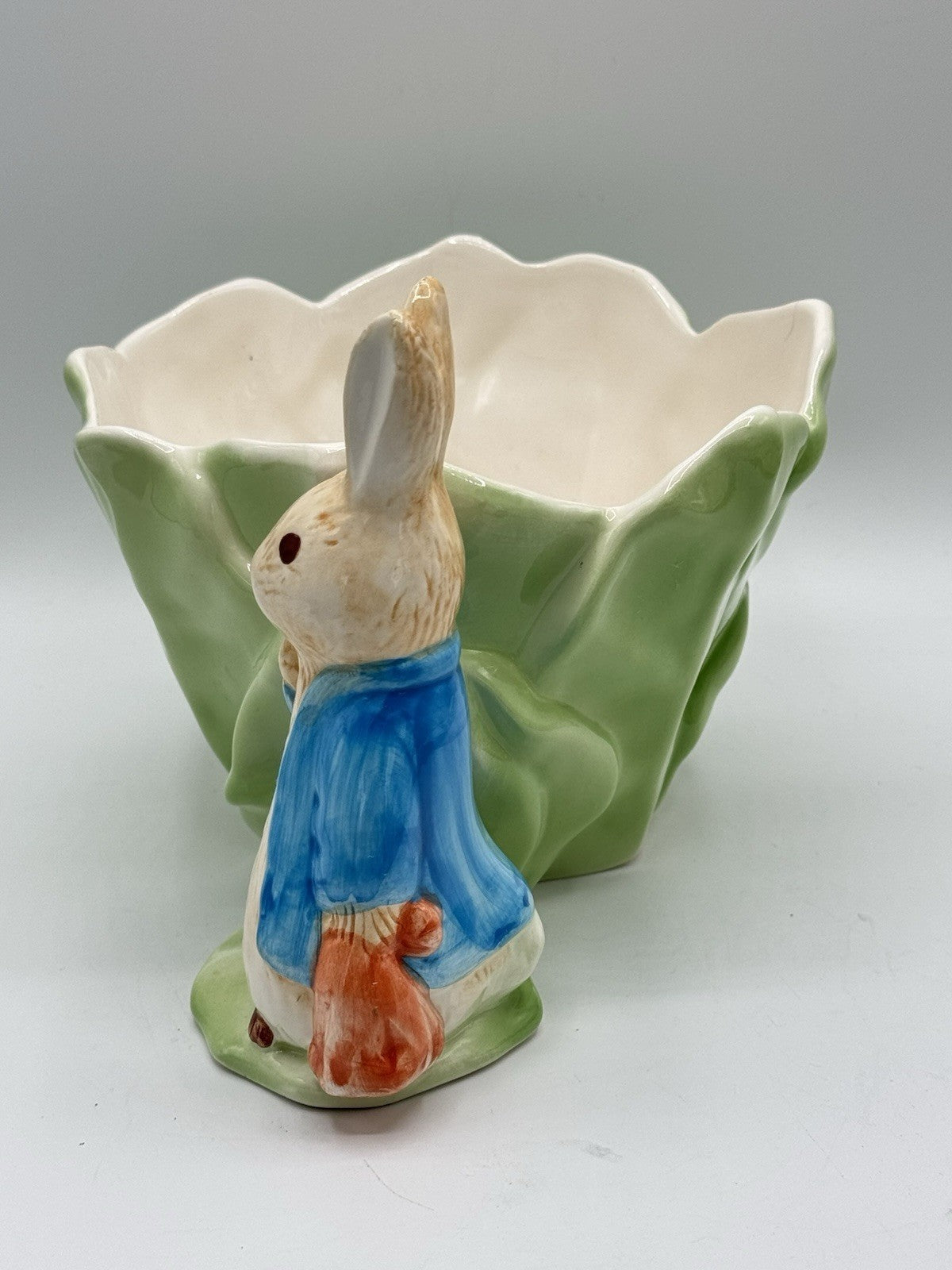VINTAGE Teleflora 1998 Peter Rabbit Beatrix Potter Green Cabbage Planter Dish