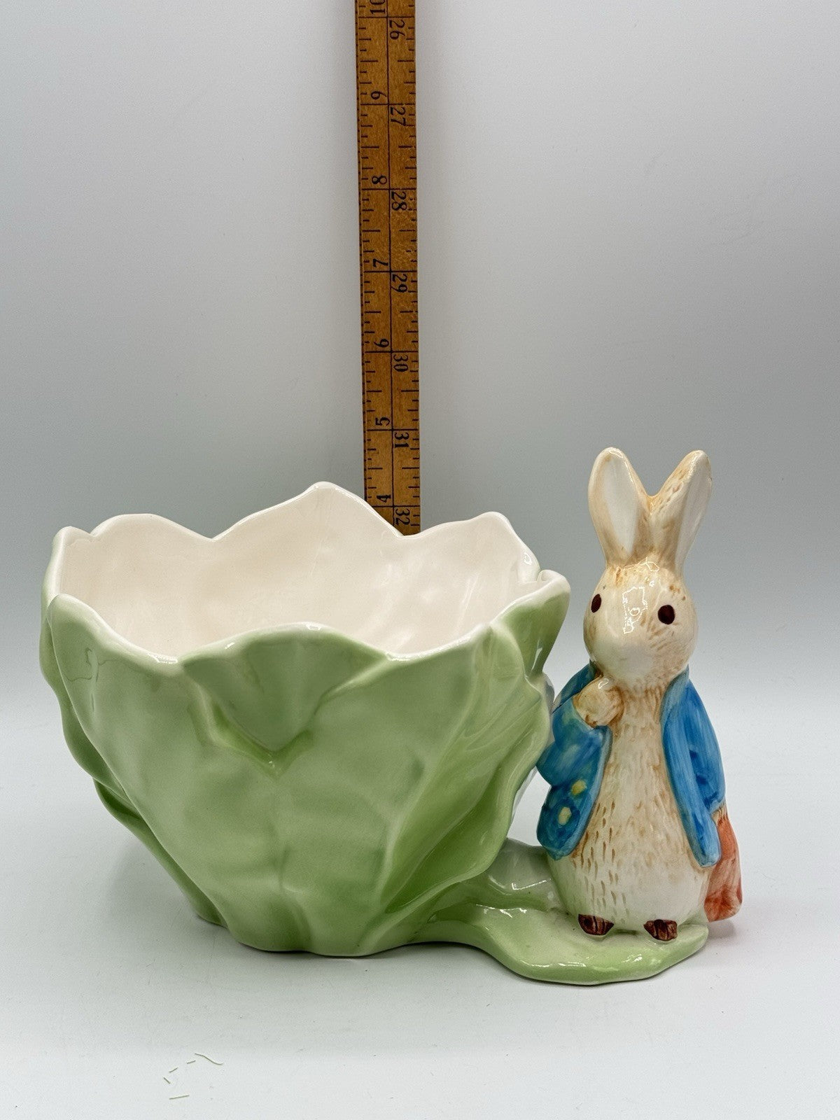 VINTAGE Teleflora 1998 Peter Rabbit Beatrix Potter Green Cabbage Planter Dish
